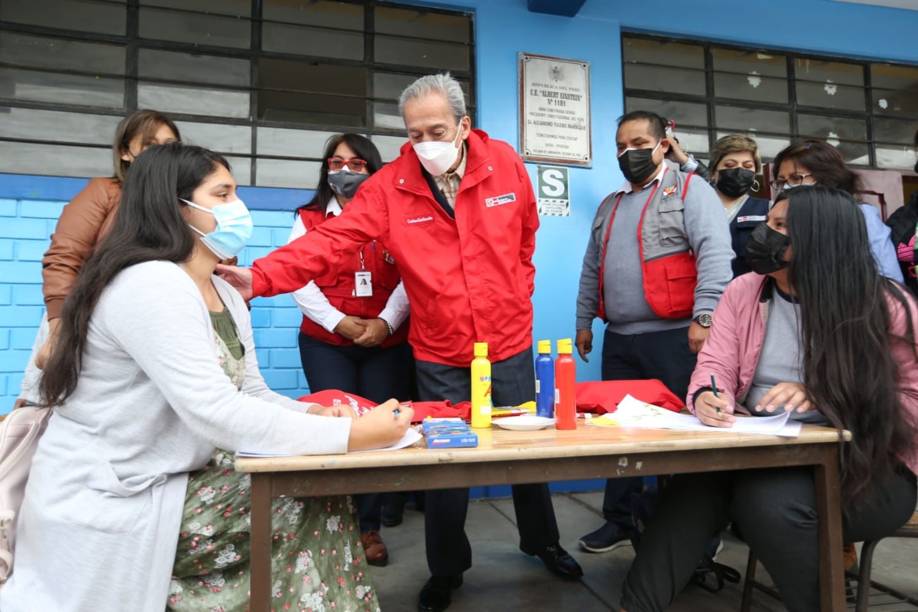 Ministro Gallardo llama a la sociedad y a padres de familia para retorno seguro a clases. Foto: ANDINA/Difusión.