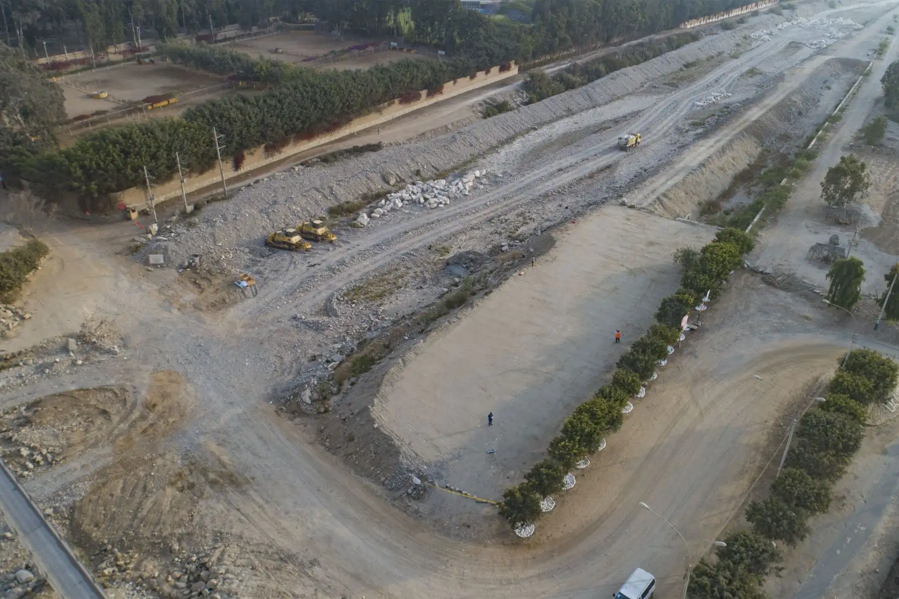 Alcalde de Lima, Jorge Muñoz supervisa inicio de obras en el puente Inca Moya, en Cieneguilla.
Foto: MML