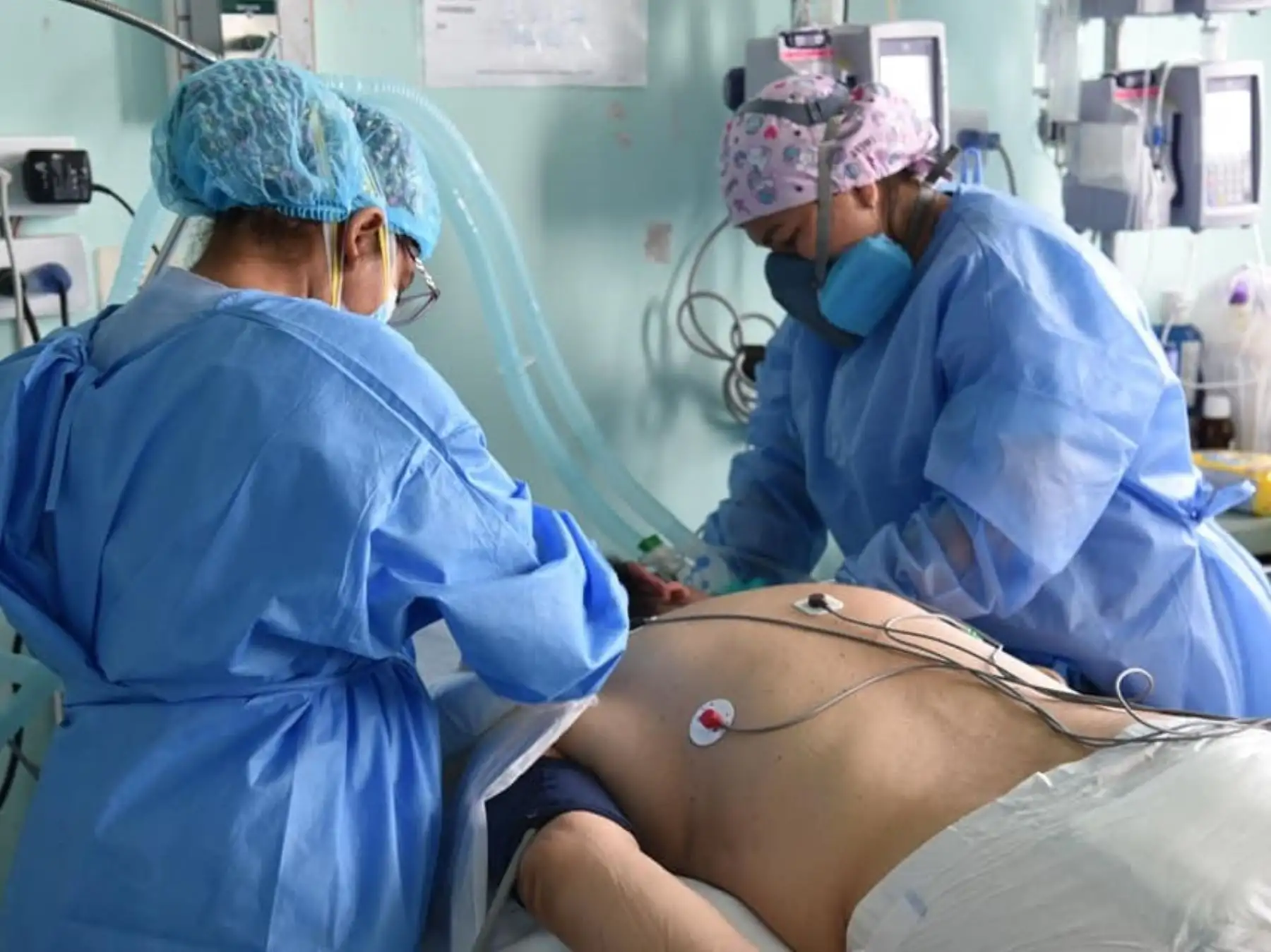 La Dirección Regional de Salud (Diresa) de Áncash confirma el incremento de hospitalizaciones a causa del covid-19 en la ciudad de Chimbote, capital de la provincia del Santa, que fue declarada en alerta epidemiológica Alta por el Minsa. ANDINA/Difusión