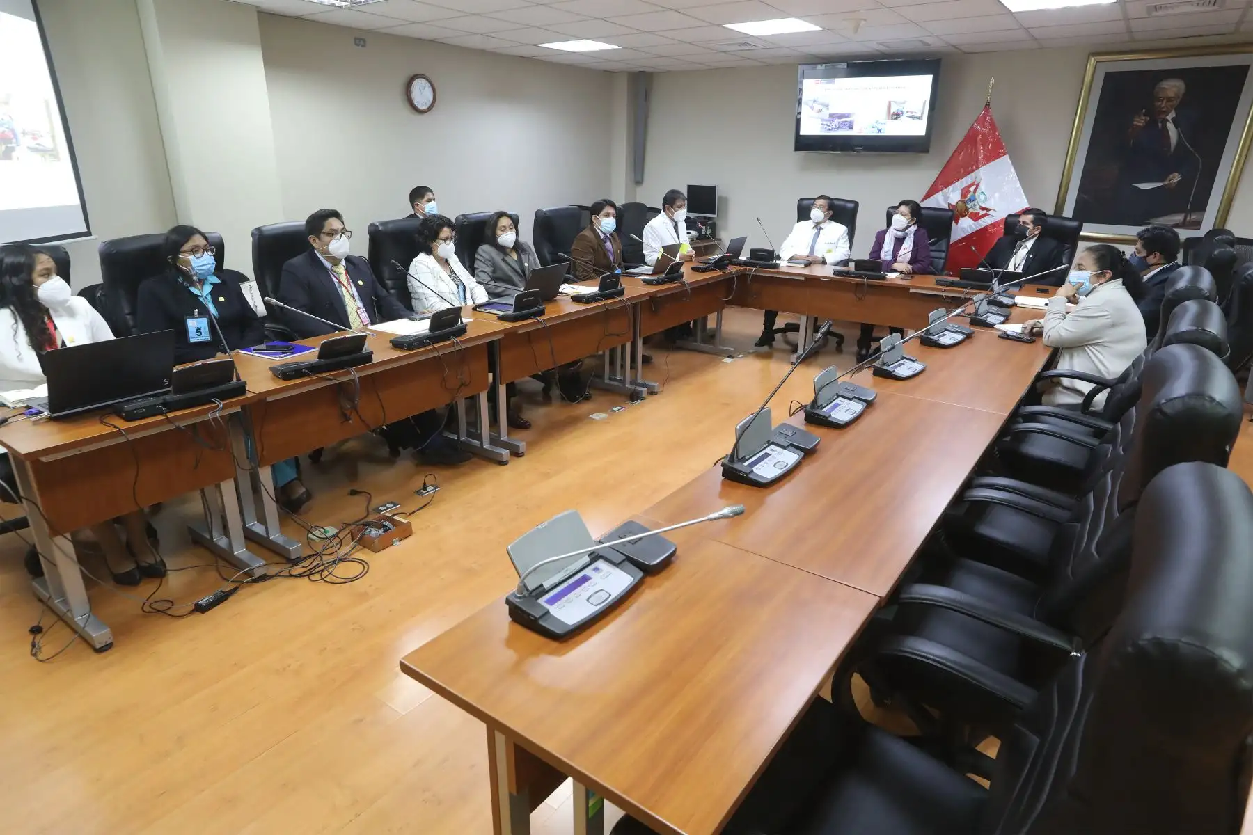 El Congreso de la República continúa hoy con diversas actividades a través de las sesiones virtuales de sus comisiones ordinarias y grupos de trabajo especiales.
Foto: Congreso
