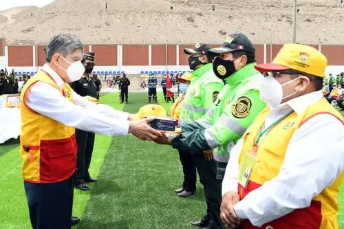 “Estoy viajando bastante al interior del país para ver la forma de convocar a la ciudadanía a integrarse a las juntas vecinales”, precisó el ministro del Interior, Avelino Guillén. ANDINA/Difusión