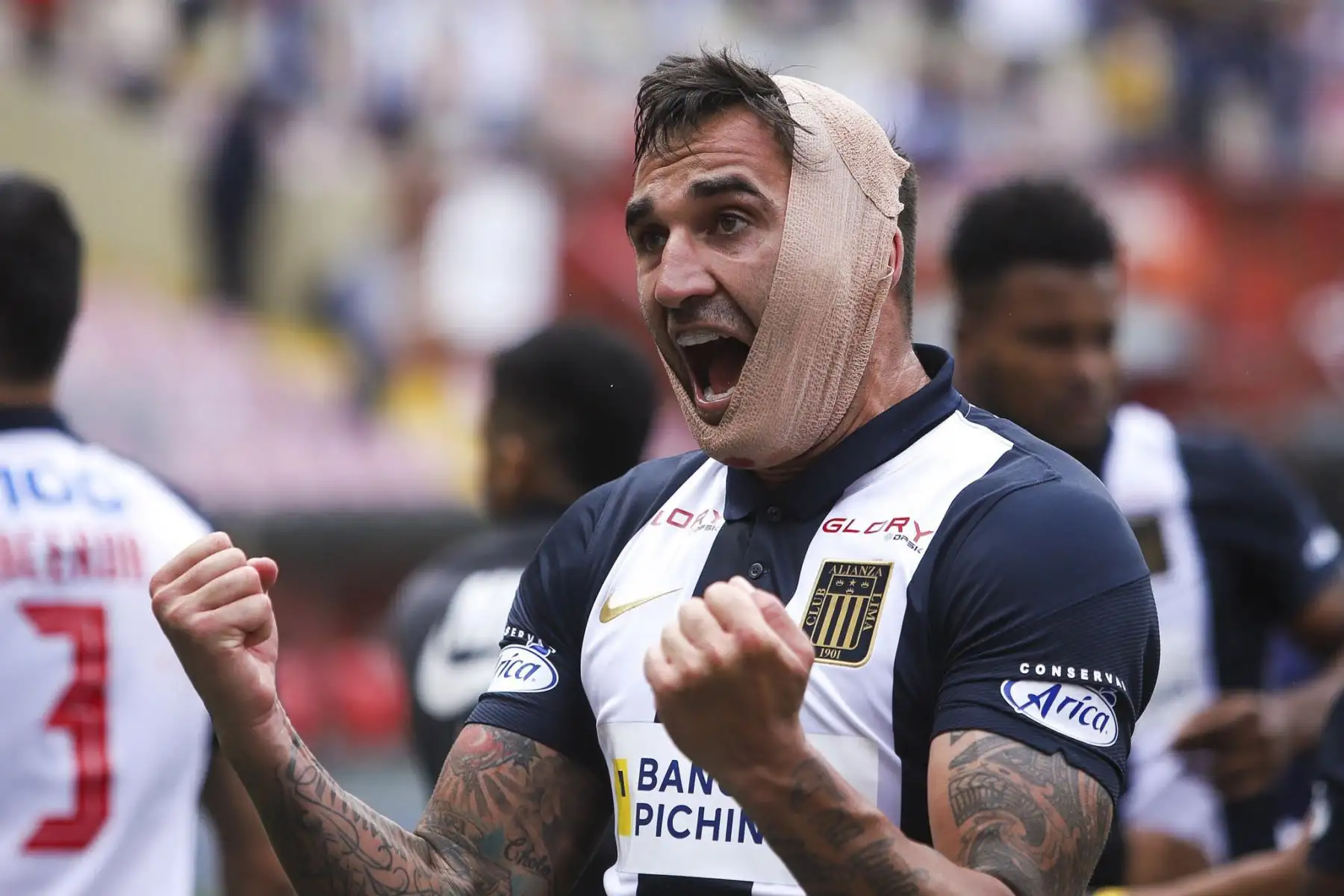 Alianza Lima se consagró campeón de la Liga 1, tras empatar sin goles ante Sporting Cristal a quienes habían derrotado 1-0 en el partido de ida. Ambos encuentros se disputaron en el Estadio Nacional. Foto: FPF
