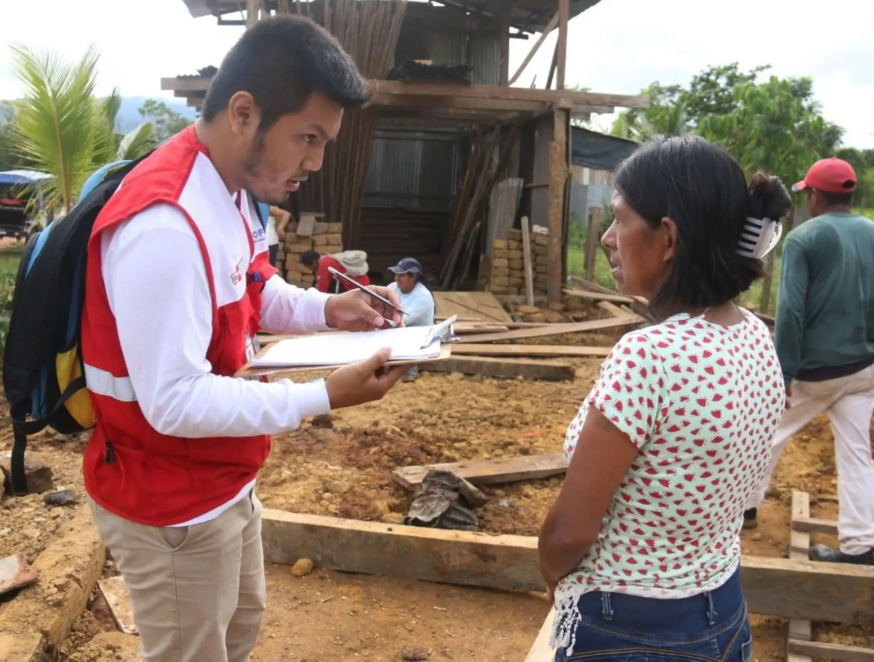 Cofopri anuncia que sus brigadistas harán un catastro de daños en las viviendas dañadas o afectadas por el fuerte sismo de magnitud 7.5 registrado ayer en Amazonas. ANDINA/Archivo