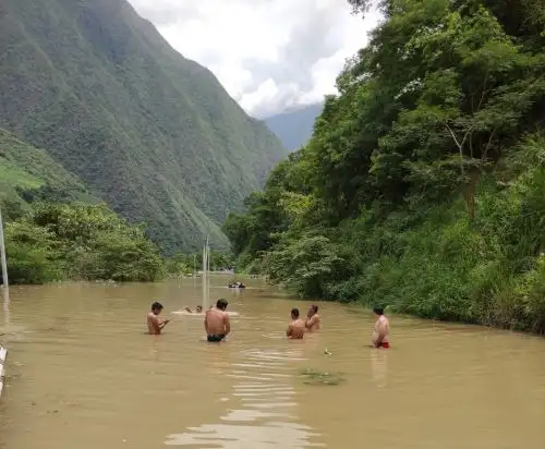 Disponen la evacuación de personas por embalsamiento del río Utcubamba en Amazonas y un posible desborde.