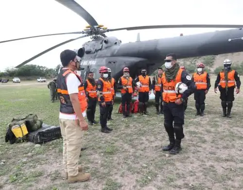 Todas las capacidades del Estado están puestas para atender la emergencia causado por el fuerte sismo de magnitud 7.5 registrado ayer en Amazonas, afirmó el ministro de Defensa, Juan Carrasco. ANDINA/Difusión