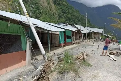 El gobernnador regional Oscar Altamirano exhortó a los pasajeros que ante la emergencia no viajar hacia Amazonas y a las empresas no vender, ya que las vías están destrozadas.