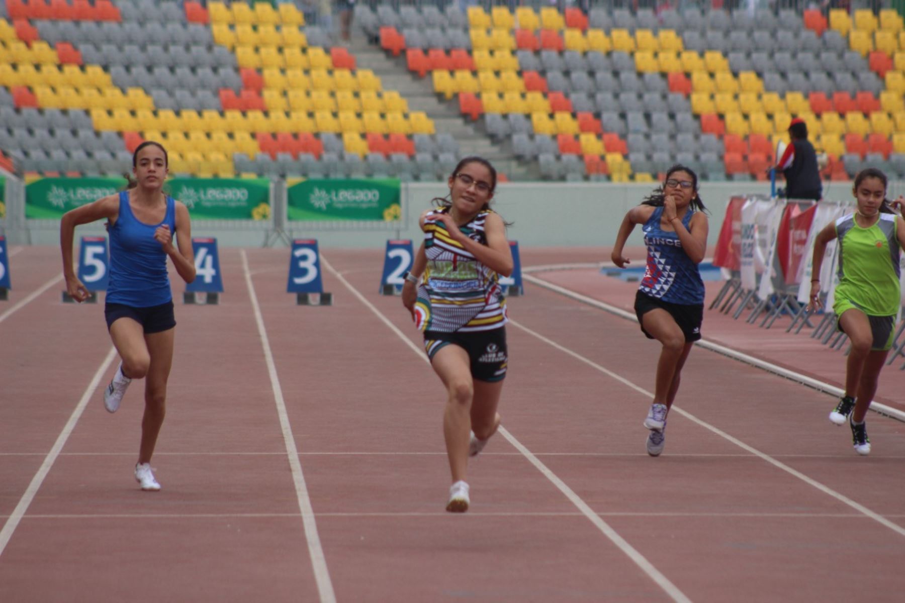 Cayetana Chirinos es una de los nuevos talentos que emergen en el atletismo peruano