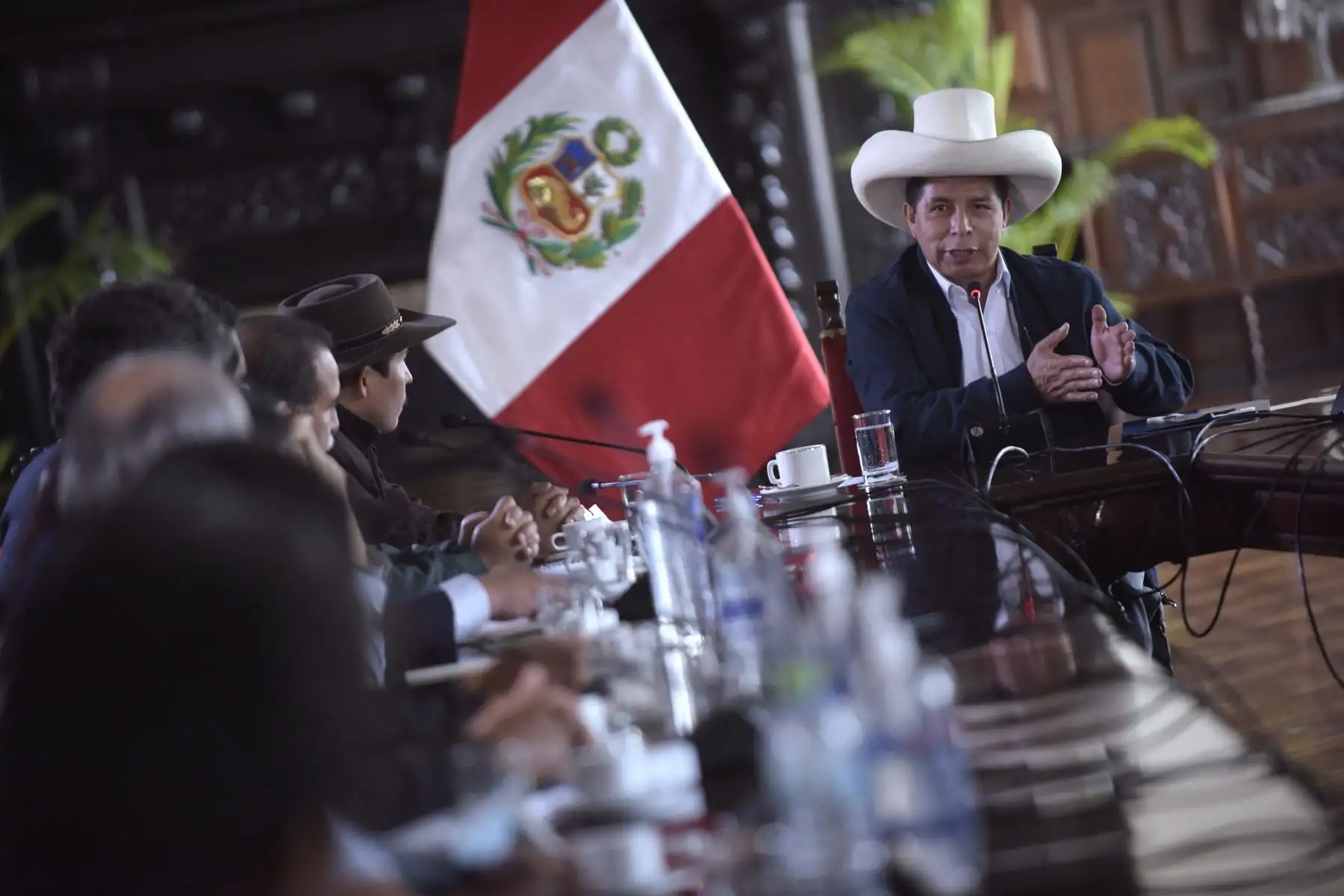 El presidente Pedro Castillo se reúne con gremios de productores de arroz y representantes de la Convención Nacional del Agro Peruano (Conveagro). Foto: ANDINA/ Prensa Presidencia