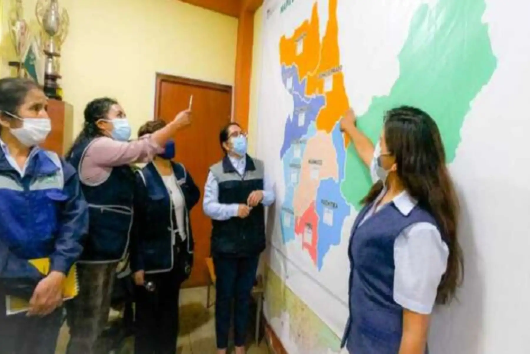 Las acciones están sustentadas en la declaratoria de emergencia sanitaria ante el brote del dengue y el riesgo inminente en 51 distritos priorizados en 15 regiones.