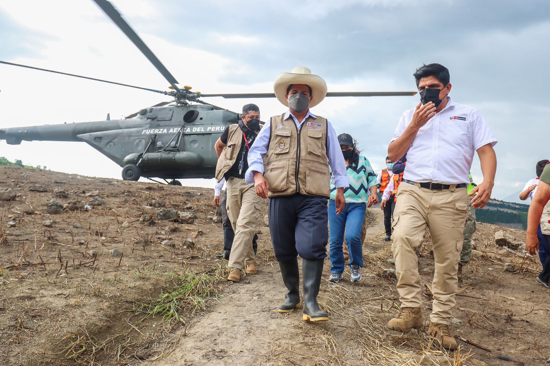 Presidente de la República, Pedro Castillo, junto a nueve ministros de Estado, viaja a la región Amazonas para articular acciones y atender a la población damnificada de las zonas afectadas por el sismo. Foto: ANDINA/ Prensa Presidencia