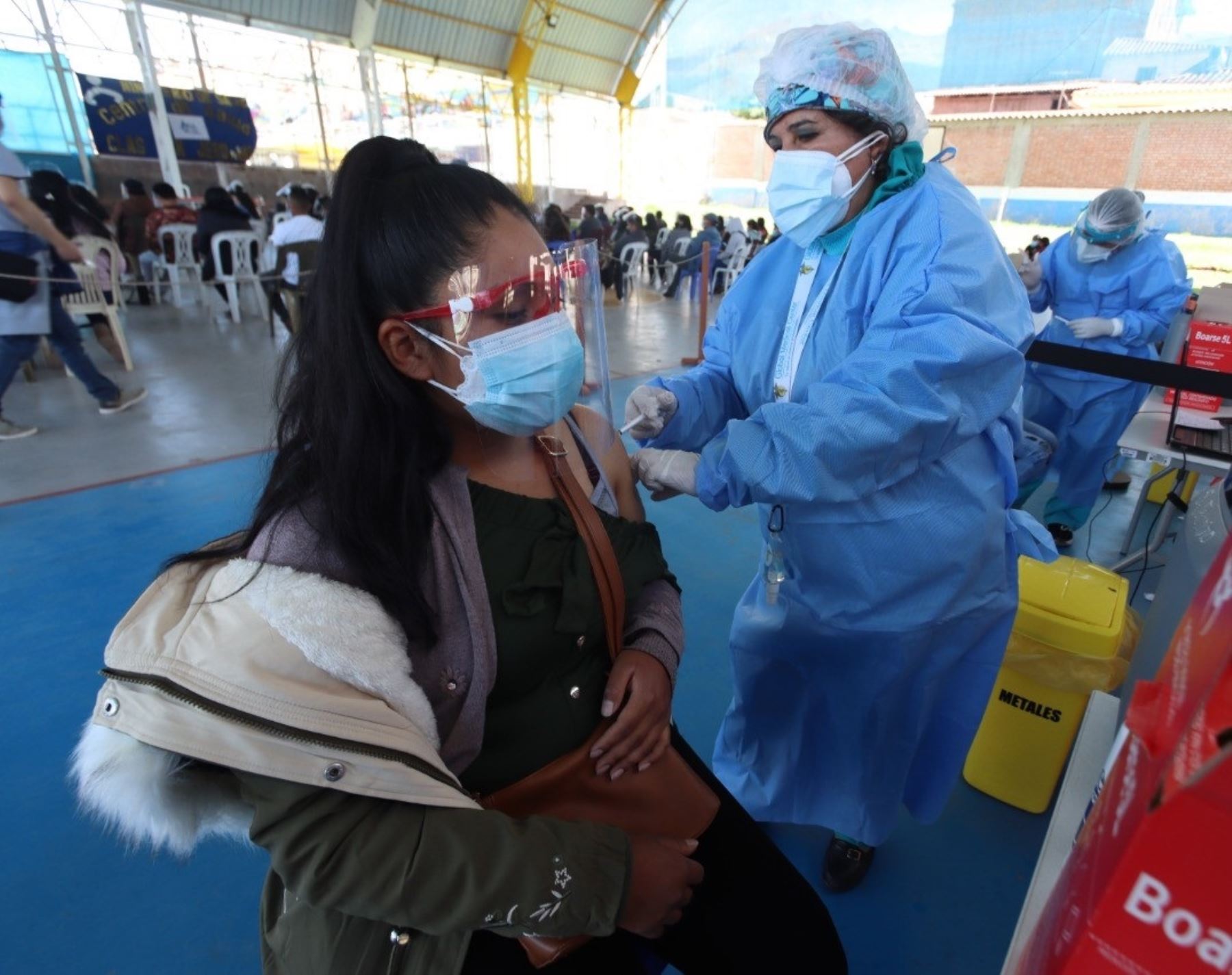 Colegios profesionales de Cusco se suman a la campaña para vacunar contra el covid-19. ANDINA/Difusión