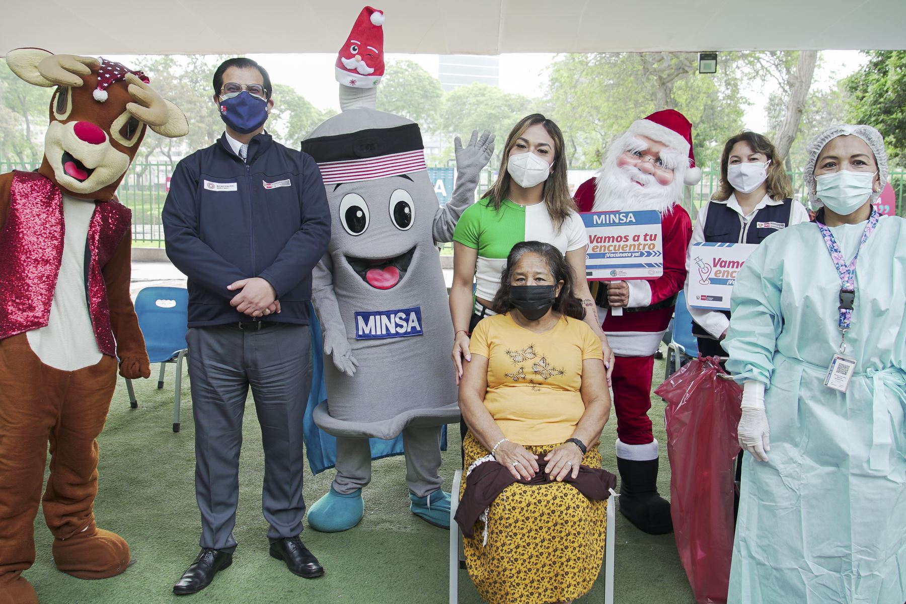 En vísperas de Navidad y Año Nuevo, el Ministerio de Salud (Minsa) realizó el lanzamiento de la campaña “Las vacunas nos dan esperanza” 
Foto: ANDINA/MINSA