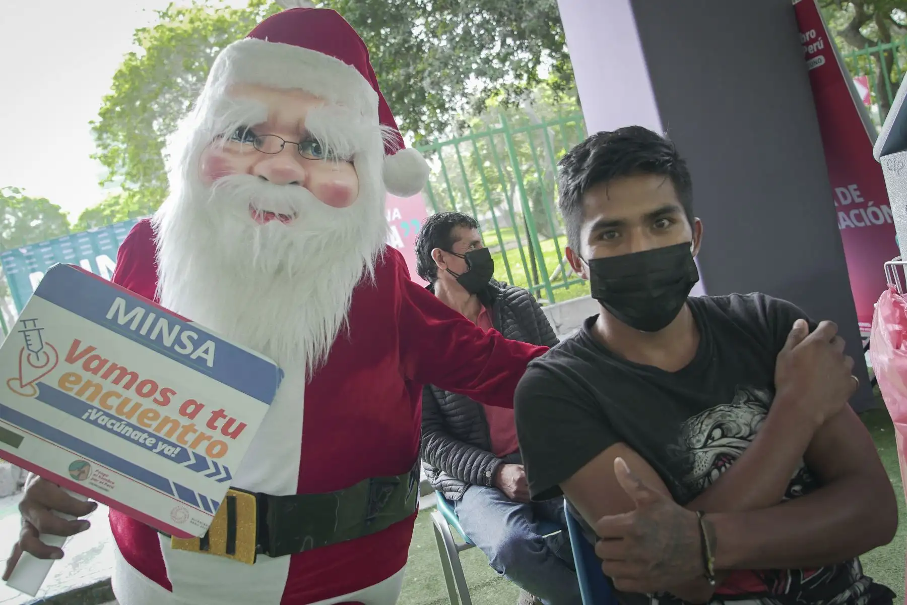 En vísperas de Navidad y Año Nuevo, el Ministerio de Salud (Minsa) realizó el lanzamiento de la campaña “Las vacunas nos dan esperanza” 
Foto: ANDINA/MINSA