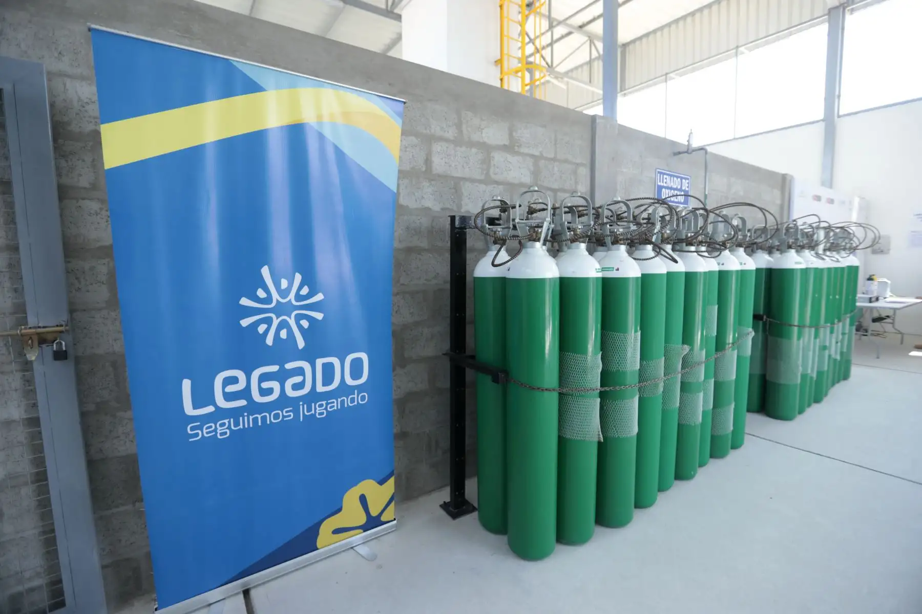 Presidente de la República, Pedro Castillo, viaja a la región La Libertad para hacer entrega de la fábrica de oxígeno criogénica en la provincia de Pacasmayo.
FOTO: ANDINA/Presidencia Perú