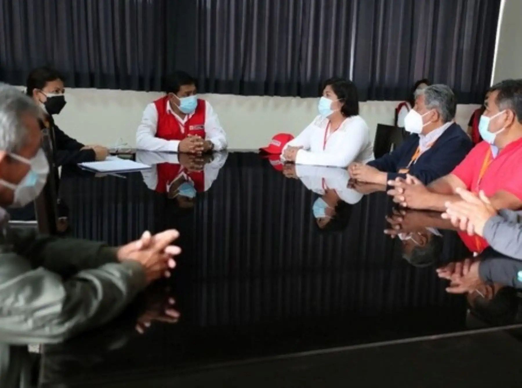 El Ministerio del Ambiente promueve soluciones conjuntas para atender problemática ambiental de La Libertad, afirmó el ministro Rubén Ramírez durante su participación en el Gore Ejecutivo que se desarrolla en Trujillo.