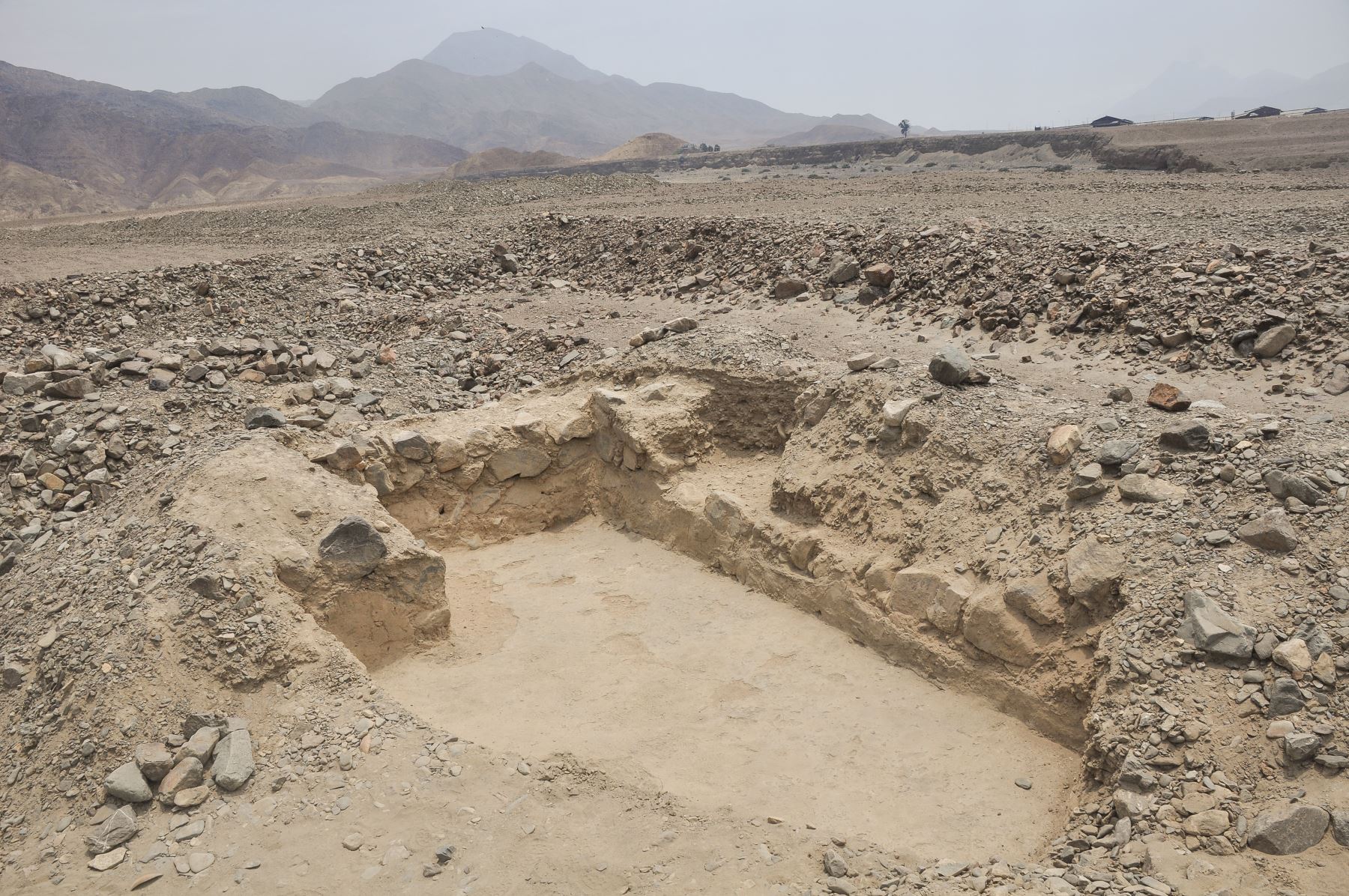 En esta zona fue descubierto un nuevo paisaje arqueológico, con una antigüedad de 500 a 600 años, de origen Chimú.
Foto: Programa Arqueológico Chicama - UNMSM - IPEA