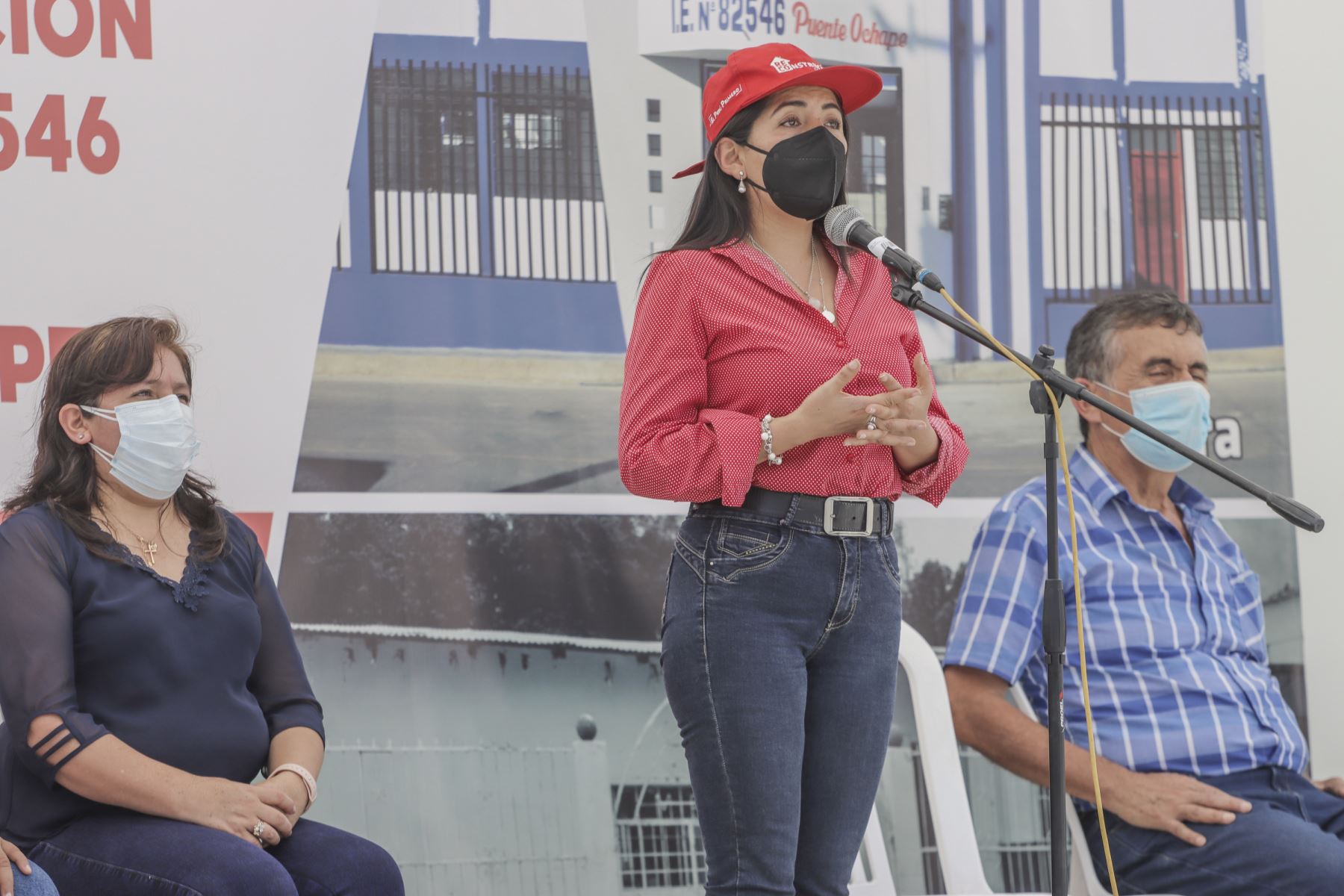 La directora Ejecutiva de la Autoridad para la Reconstrucción con Cambios (ARCC), Amalia Moreno, presidió la ceremonia de entrega de la obra, cuya inversión fue de S/ 1.9 millones. Foto: ARCC