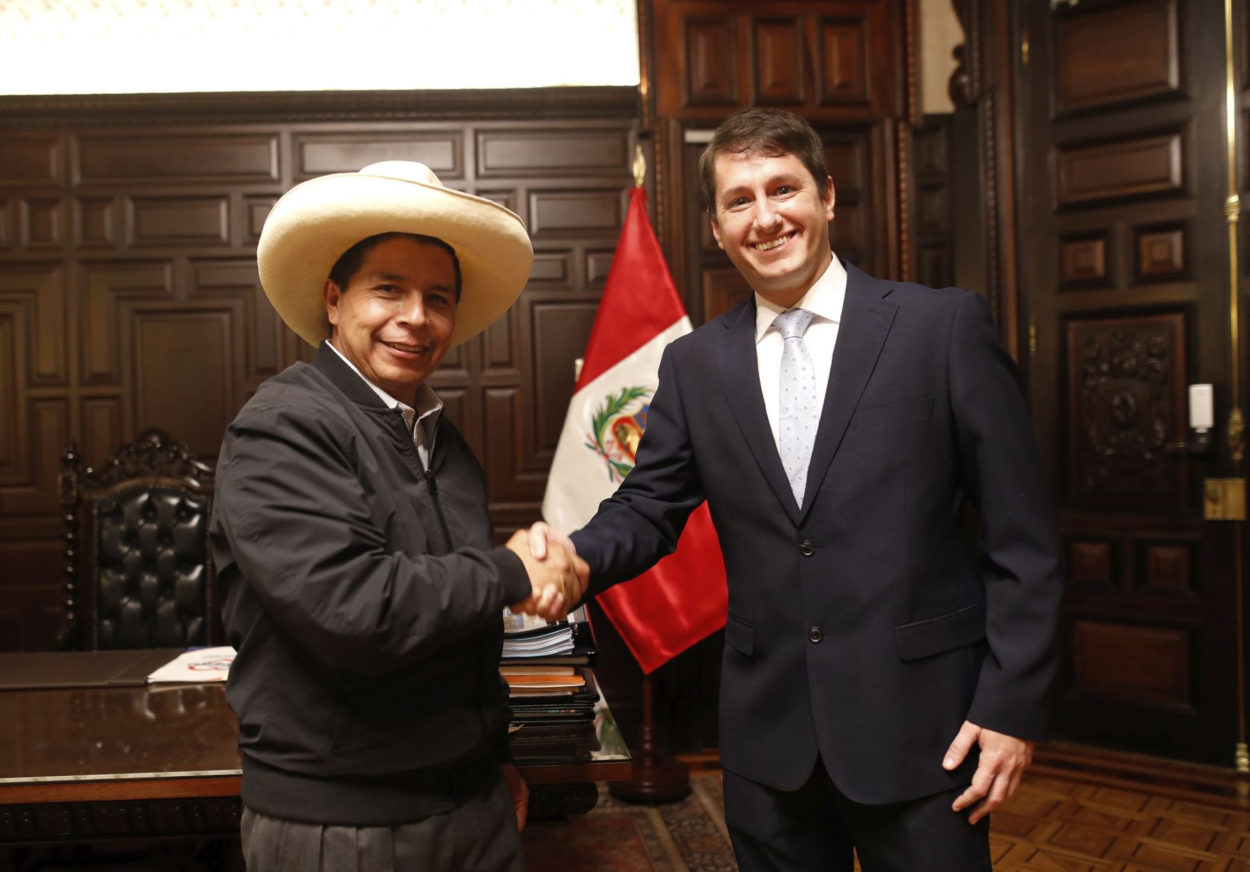 El presidente Pedro Castillo sostuvo reunión con Rodolfo Pérez, secretario general del Partido Morado, en Palacio de Gobierno. Foto: ANDINA/Prensa Presidencia