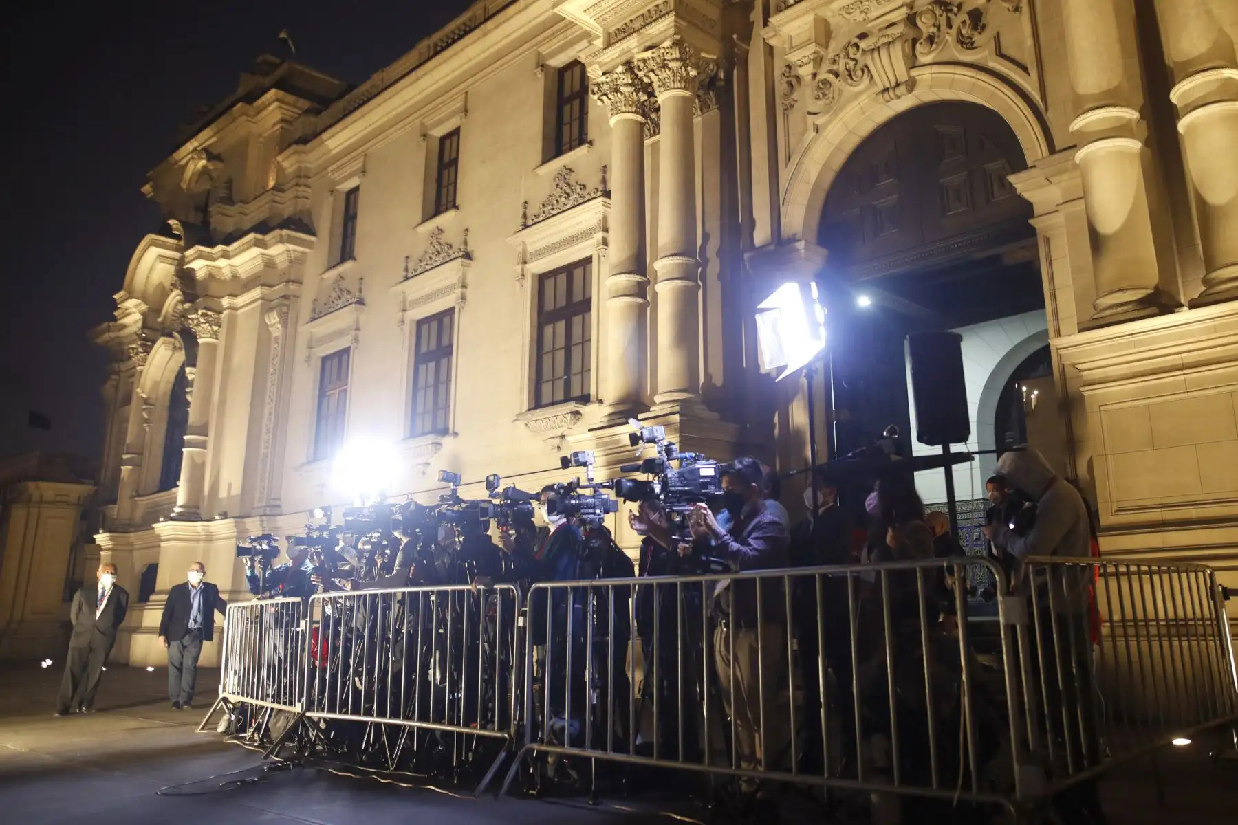 Líderes de partidos políticos se reúnen con el presidente Pedro Castillo en Palacio de Gobierno. Foto: ANDINA/Prensa Presidencia