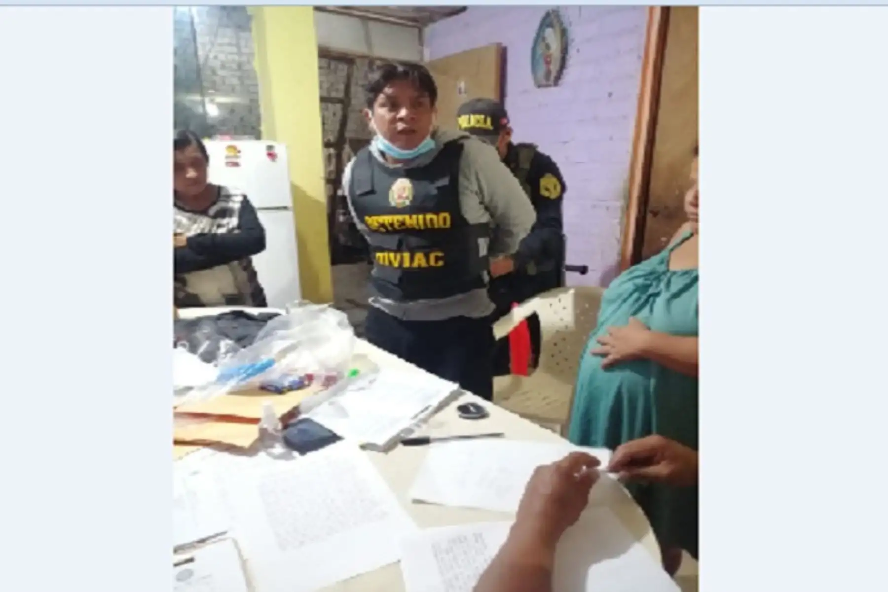 Entre los detenidos figuran: Denner Abel Vásquez Copia, presunto líder de la organización; Yordy Perez Subiste, David Mija Delgado, Willin Suxe Milián, Jhan Carlos Chapoñán Minguillo y Gustavo Plaza Boggiano y otros.