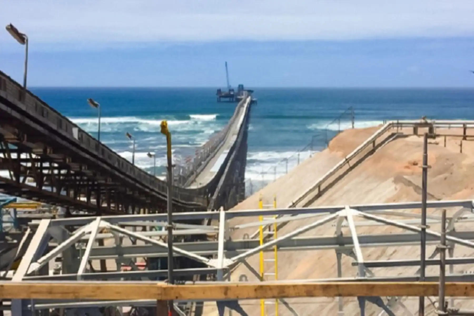 La nueva infraestructura, cuya inversión asciende a más de US$ 22.6 millones, cuenta con un importante avance, tal como lo constató la Autoridad Portuaria Nacional (APN).