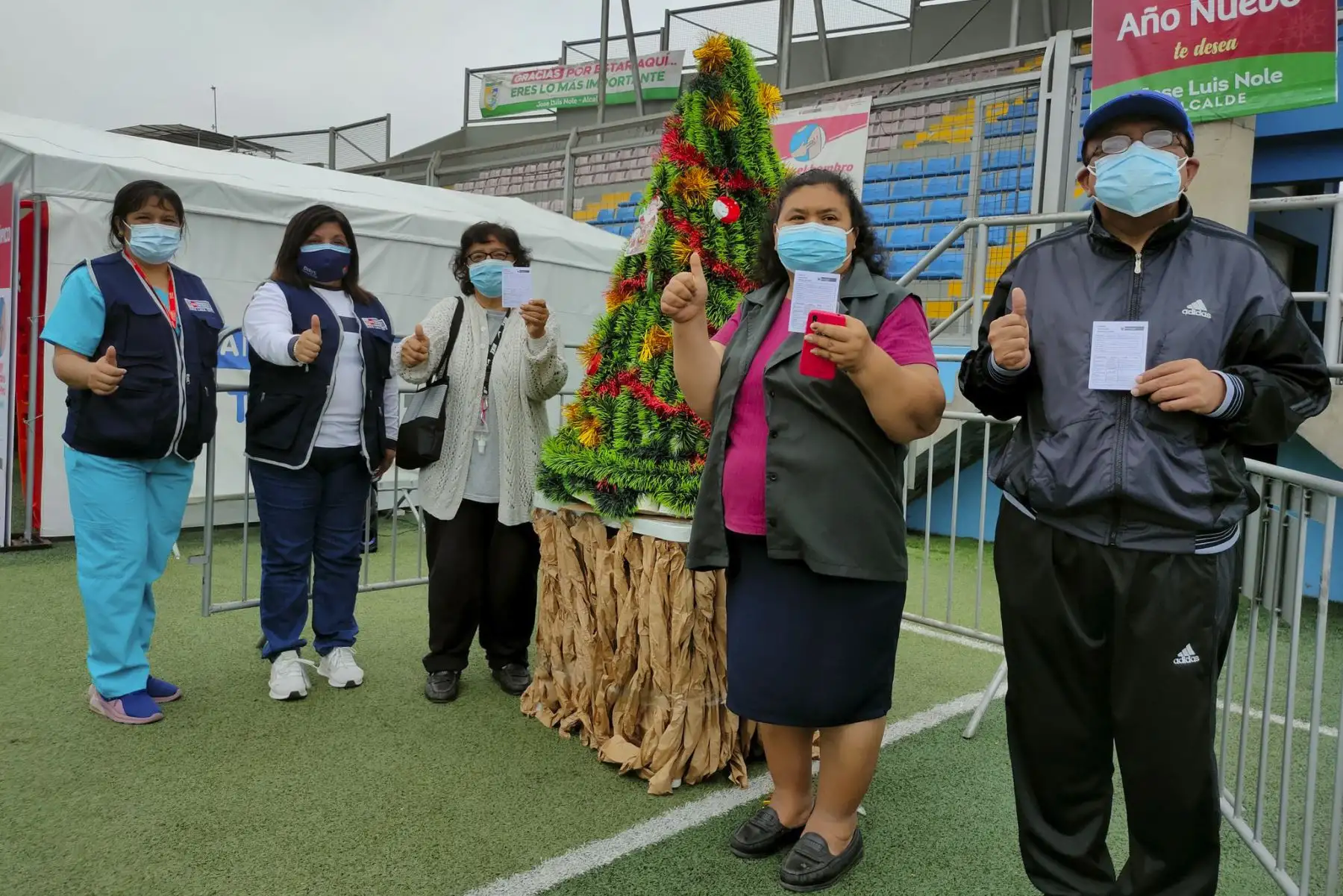 El espíritu navideño llegó al Estadio Chancas de Andahuaylas de Santa Anita con el Vacuna Fest Navideño. Foto: Minsa