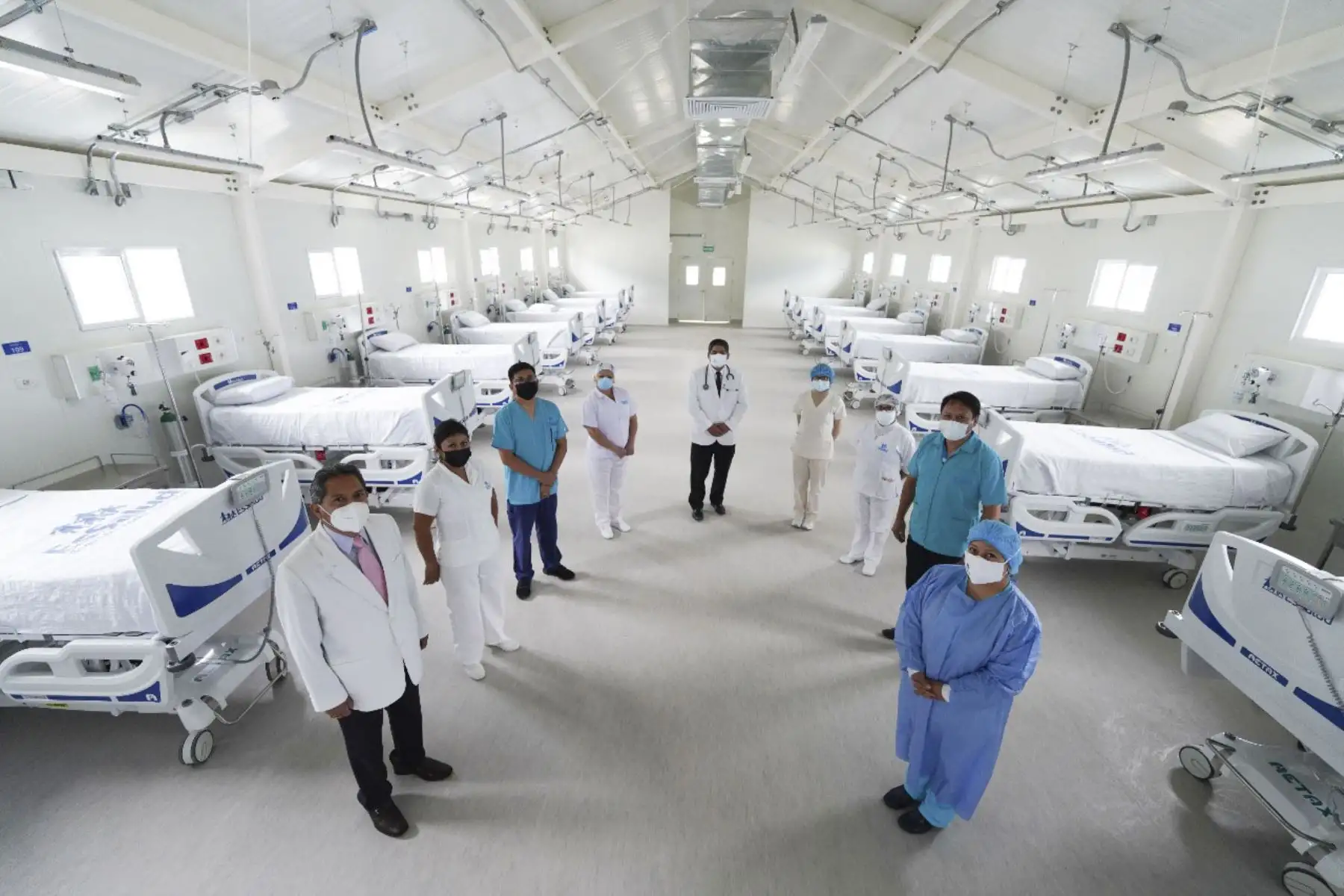 Presidente ejecutivo Mario Carhuapoma Yance, realizó una visita inopinada para verificar avances del Hospital Bicentenario de Jauja que contará con 56 camas de hospitalización y podrá beneficiar a 300 mil personas. Foto: ANDINA/Essalud