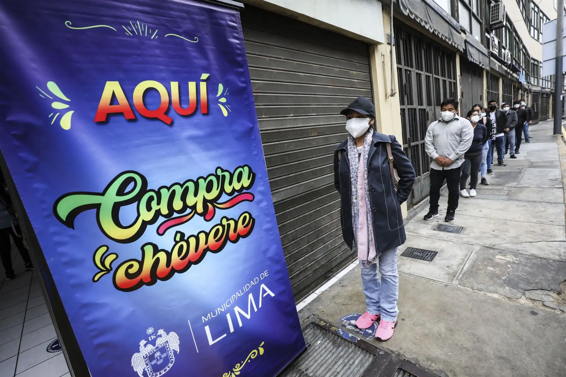 La Municipalidad de Lima presenta la app móvil Compra Chévere, que permitirá a las galerías de Mesa Redonda controlar el aforo de manera sencilla y en tiempo real, a fin de garantizar espacios seguros y libres de aglomeraciones. Foto: ANDINA/Municipalidad de Lima
