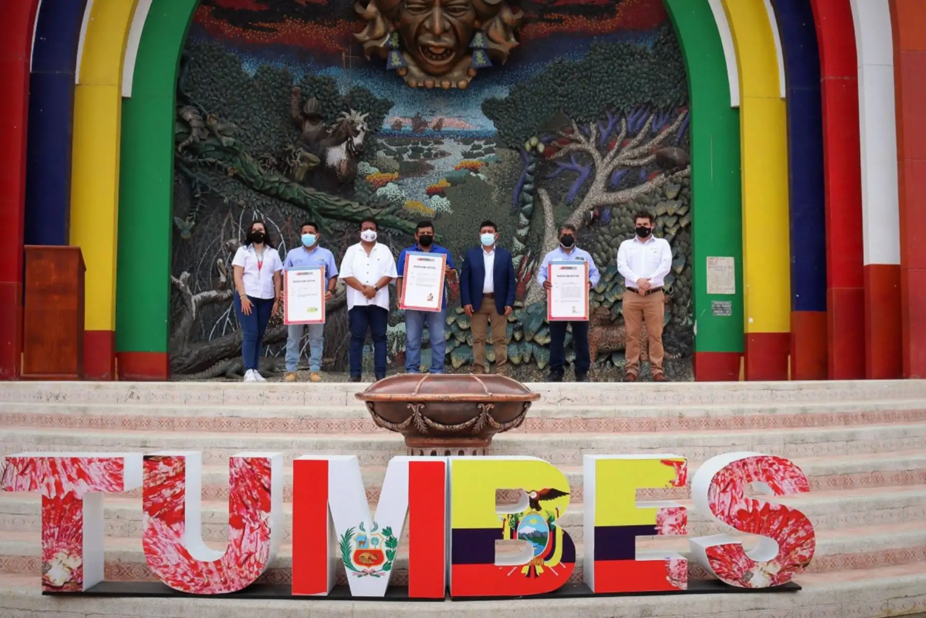 Indecopi entrega registro de marcas colectivas en Tumbes. Foto: Cortesía.