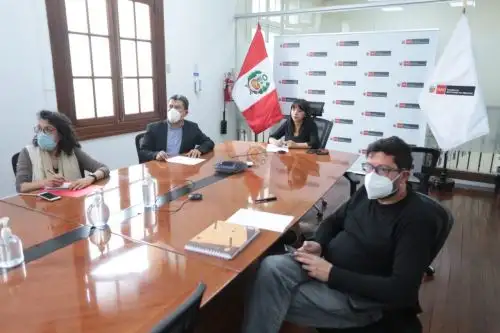 La titular de la PCM pidió articular esfuerzos entre las autoridades locales, nacionales y los representantes religiosos, pues son ellos quienes están cerca de la población y gozan de su total confianza. Foto: PCM