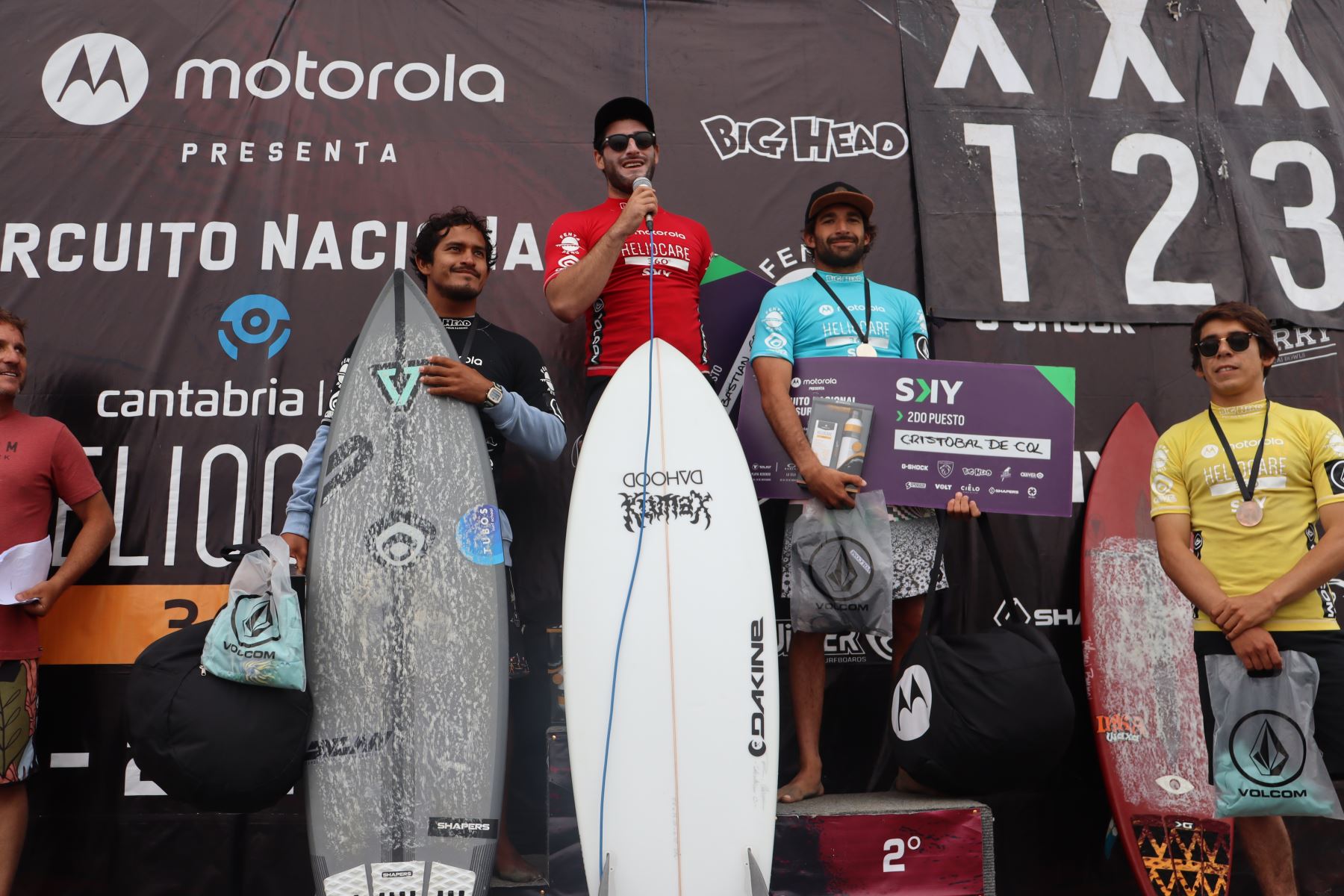 Sebastián Correa se hizo del título de la tercera fecha del Campeonato Nacional de Surf