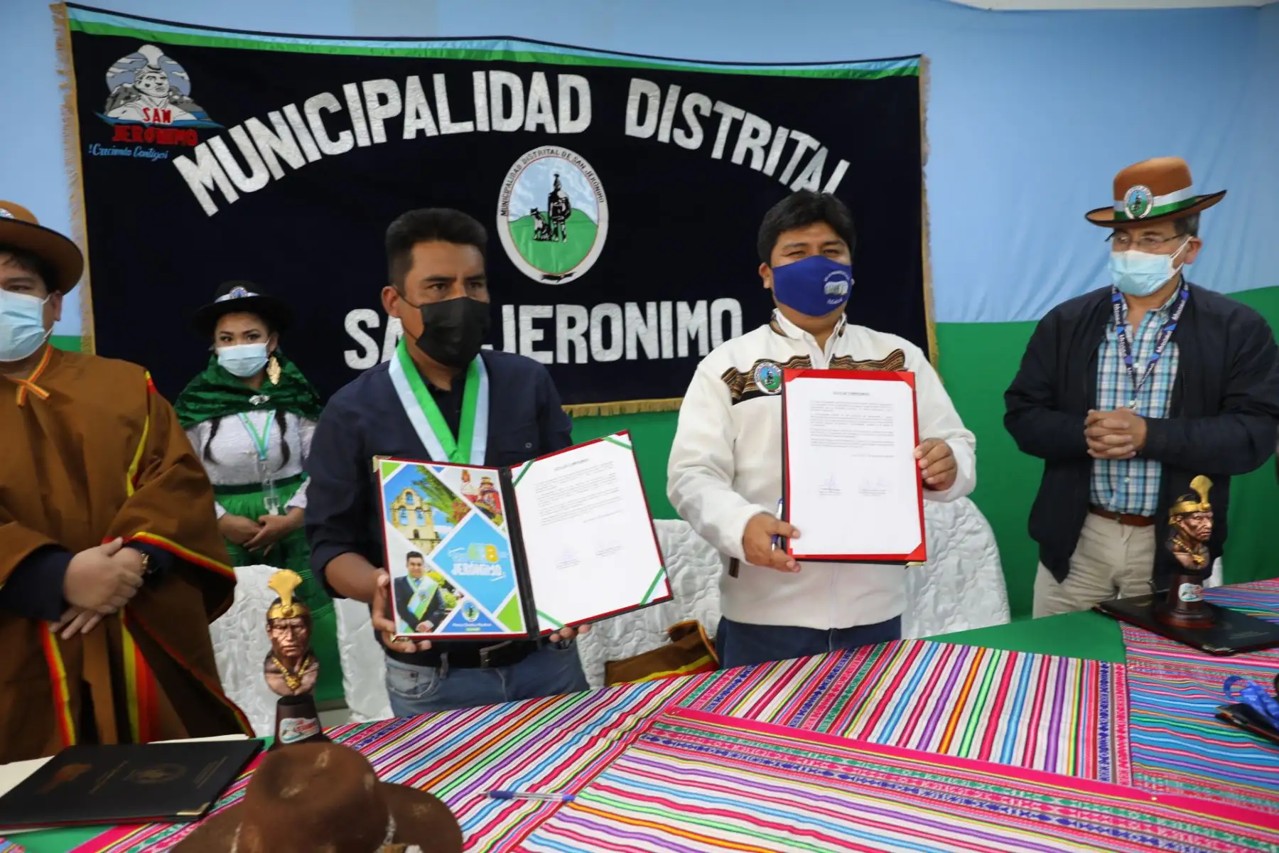 El presidente ejecutivo de EsSalud, Mario Carhuapoma, puso en funcionamiento en Apurímac, dos equipos de última tecnología para el diagnóstico preciso y oportuno de enfermedades cardíacas, neurológicas y oncológicas, los cuales beneficiarán a los miles de asegurados de esta región del sur del país. Foto: EsSalud