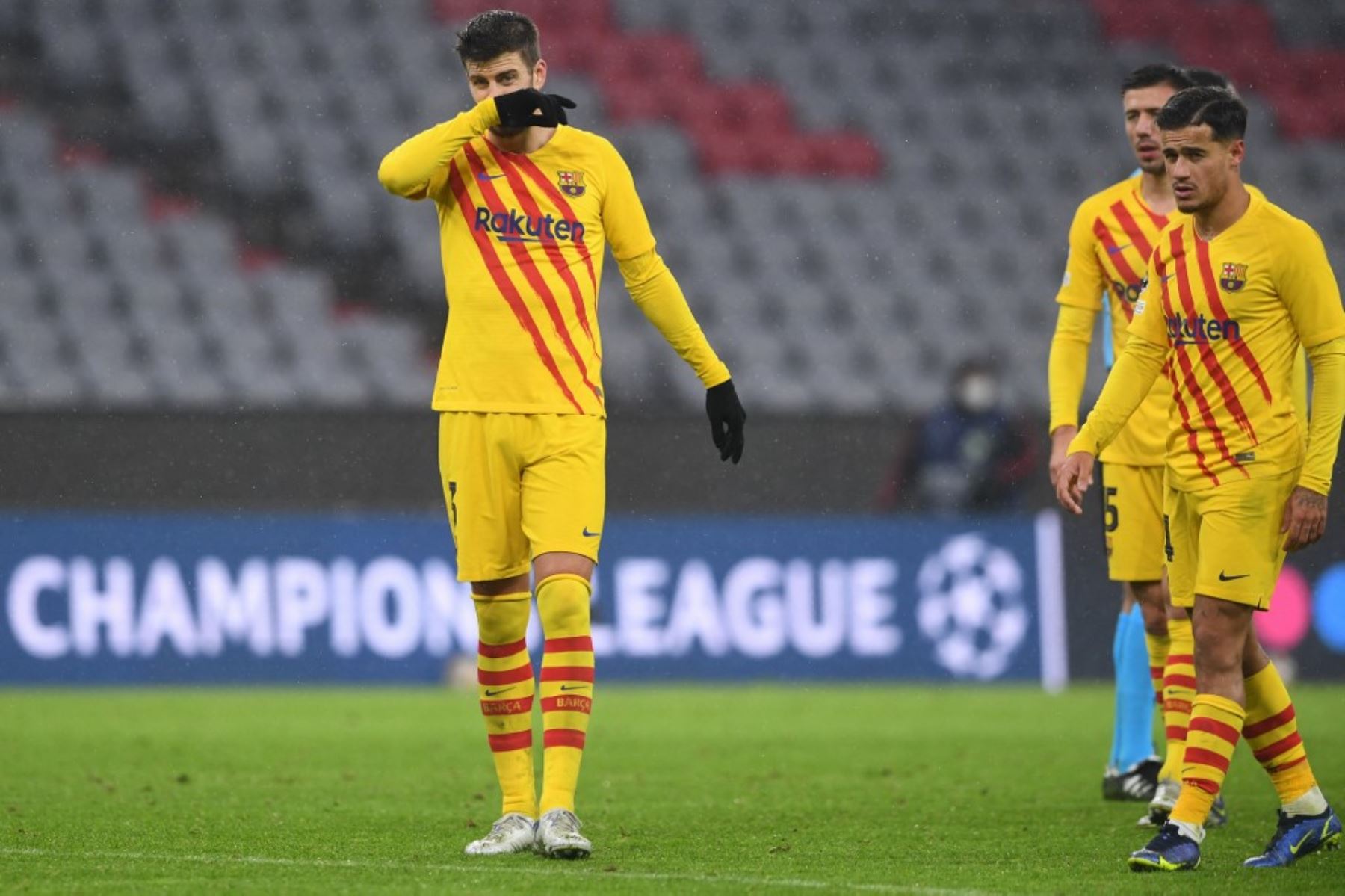 Barcelona no pudo lograr el objetivo de acceder a los octavos de final de la Liga de Campeones