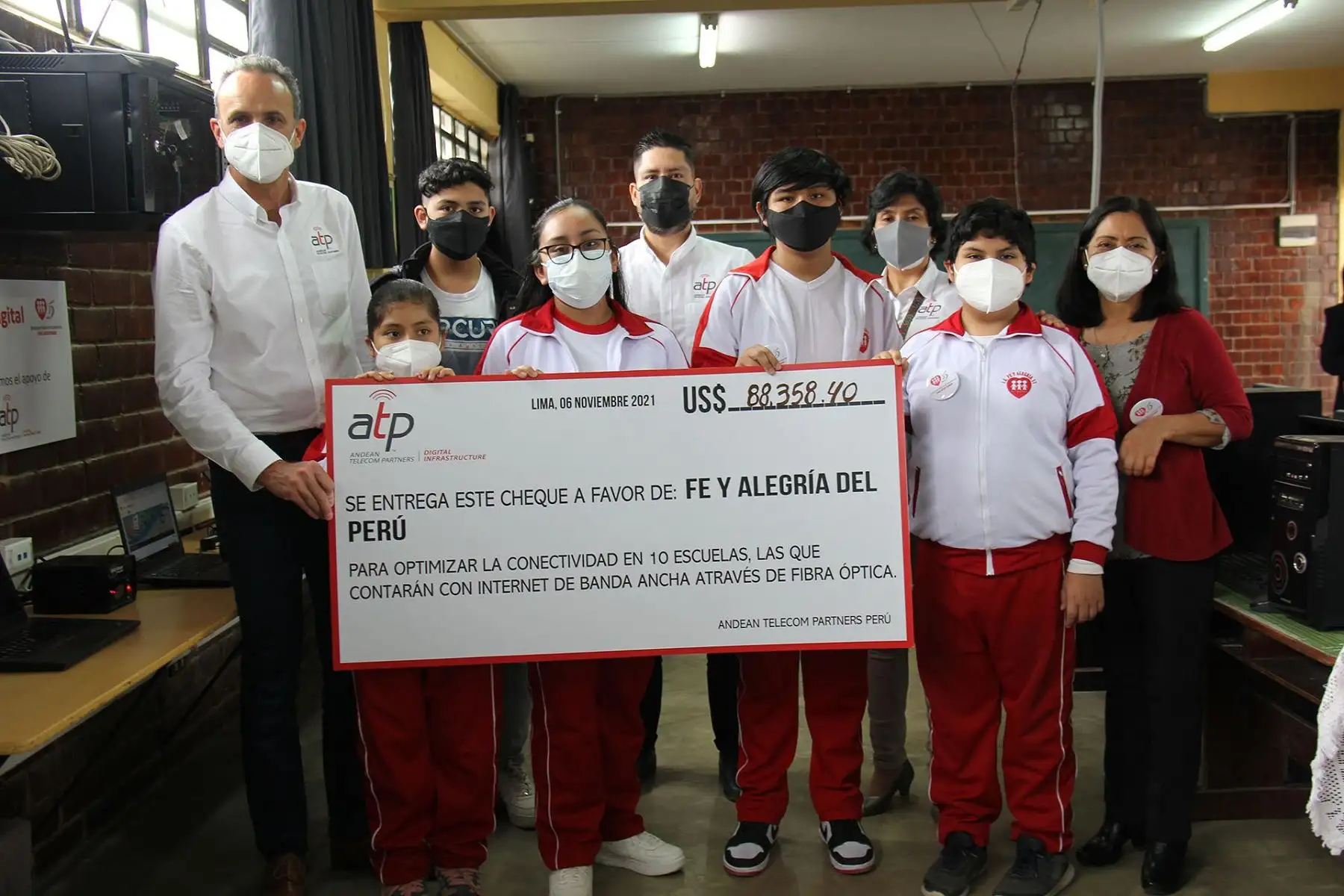 Alumnos de Fe y Alegría serán beneficiados con internet de banda ancha Foto: Difusión