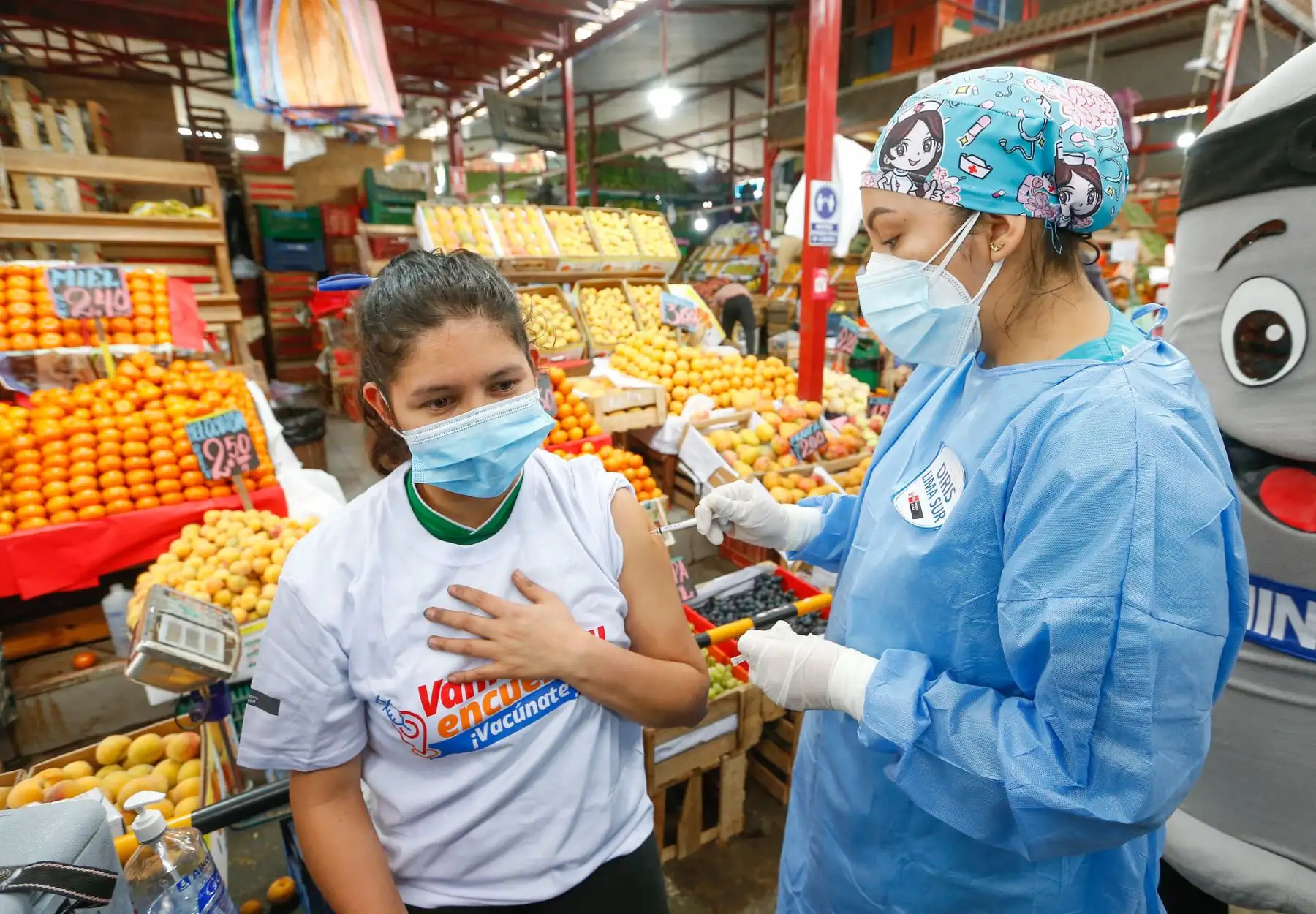 El Minsa anunció que el Perú alcanzó el 70% de la población objetivo inmunizada contra la covid-19 con las dos dosis. Foto: ANDINA/Minsa