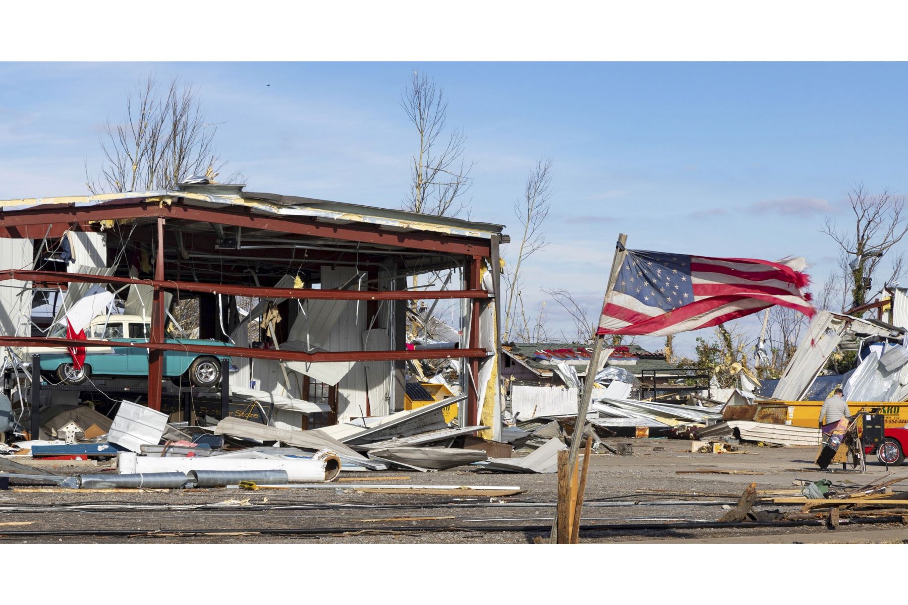 Se observan los daños causados ​​por un tornado en Mayfield, Kentucky, EE. UU. Foto: EFE