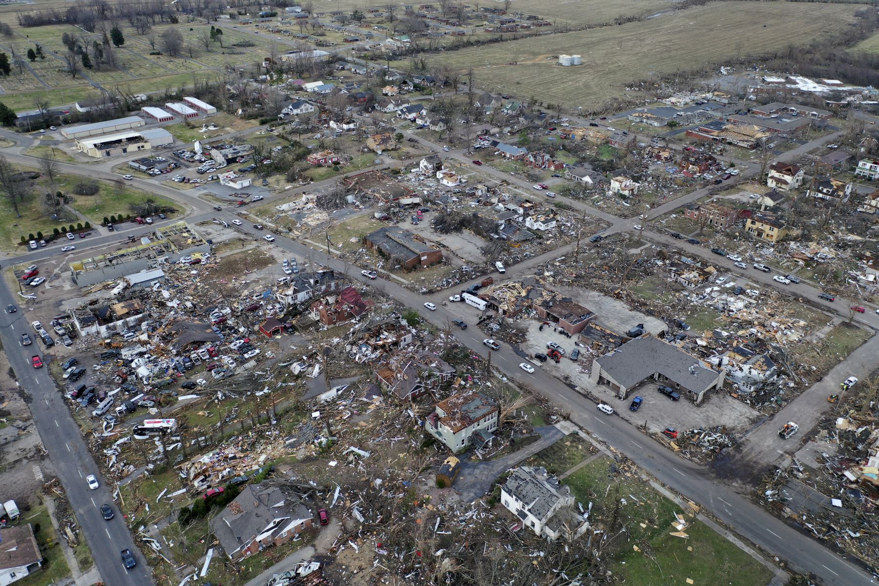 Una vista aérea de hogares y negocios destruidos por el paso del tornado, en Mayfield, Kentucky, Estados Unidos. Foto: AFP