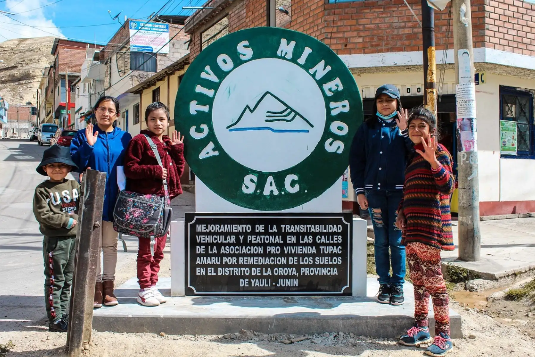 Obras de remediación de suelos en la Asociación Pro Vivienda Túpac Amaru en la provincia de Yauli, La Oroya, región Junín. Foto: Cortesía.