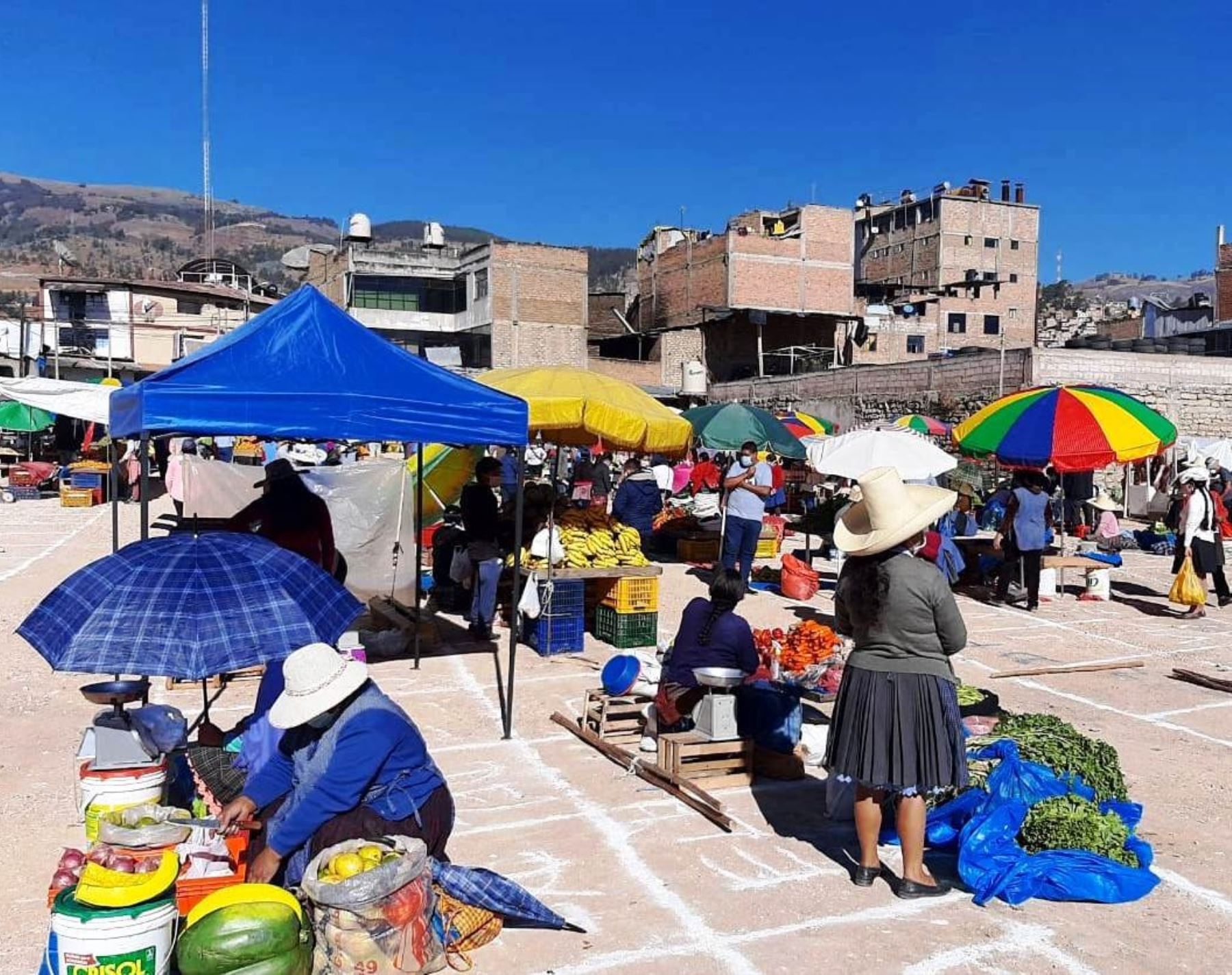 Cajamarca promueve ferias itinerantes para evitar comercio ambulatorio en centro histórico y la aglomeración de personas que favorezca la propagación del covid-19. ANDINA/Difusión