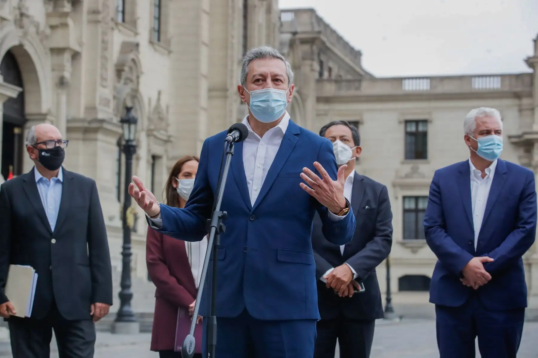 El presidente de la República, Pedro Castillo, se reunió con empresarios del sector energía. A su salida los empresarios indicaron que el sector energético ha crecido en los últimos años. Foto: ANDINA/Prensa Presidencia