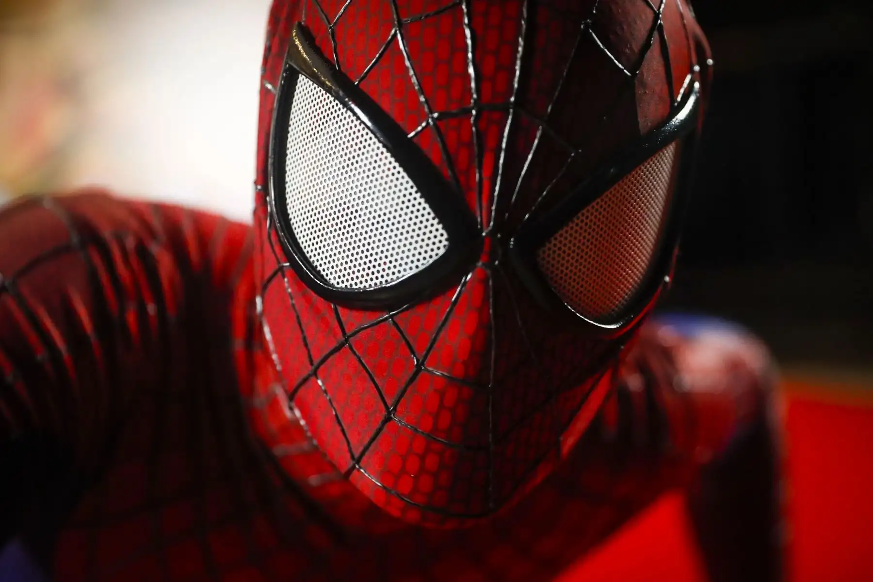 Fánaticos de Spiderman asistieron al avant premiere de la película “Spiderman: No Way Home” en Miraflores. Foto: ANDINA/Renato Pajuelo