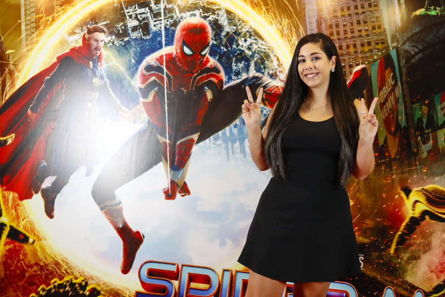 Fánaticos de Spiderman asistieron al avant premiere de la película “Spiderman: No Way Home” en Miraflores. Foto: ANDINA/Renato Pajuelo