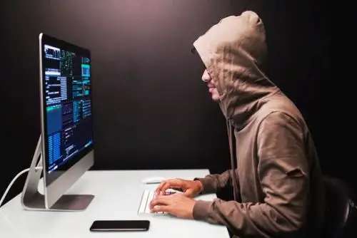 ¡Cuidado con los ciberdelitos! Sigue estos consejos cuando compres por internet. Foto: ANDINA/Difusión.