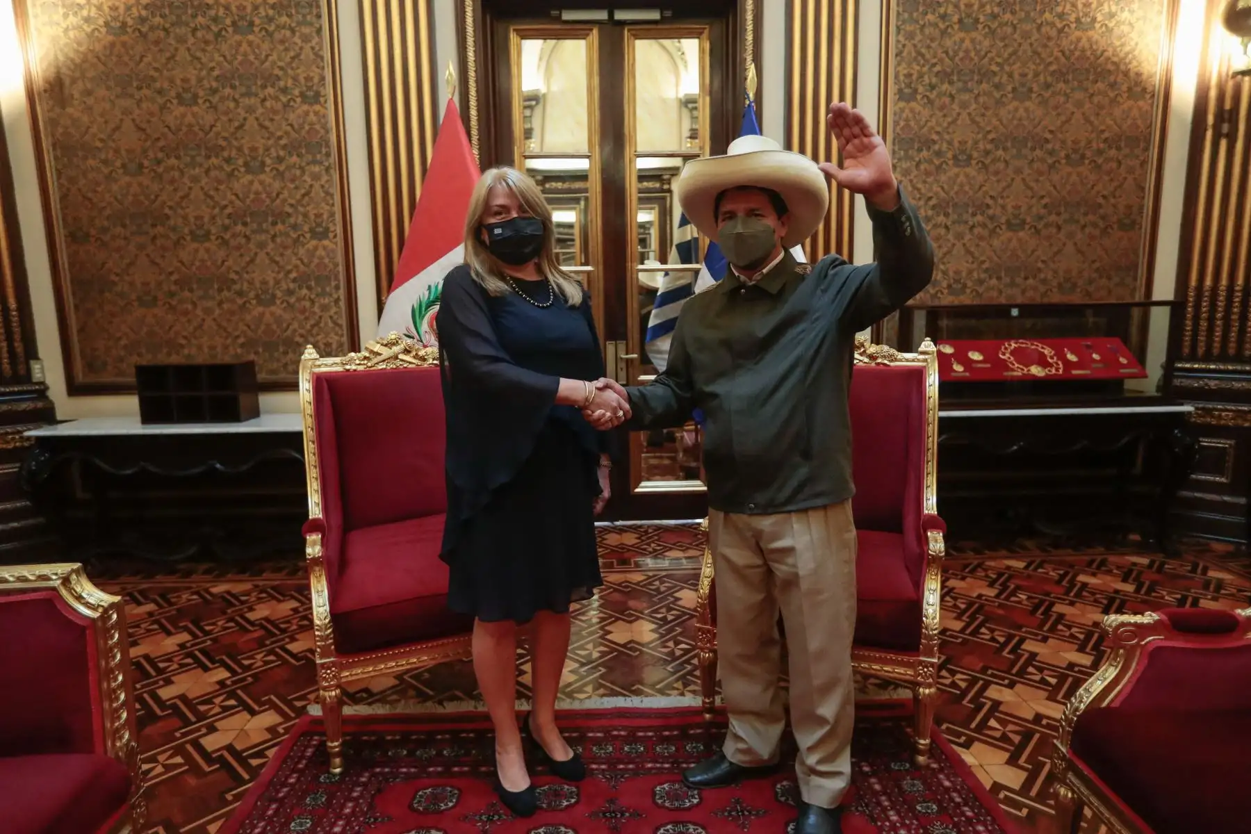 Presidente de la República, Pedro Castillo recibe cartas credenciales de los embajadores de Suiza, Cuba, Qatar y Grecia, que oficializan sus labores diplomáticas en el país.
Foto: ANDINA/Prensa Presidencia