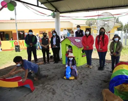 El programa PAIS del Midis Implementó Tambos Bicentenarios para impulsar el desarrollo social y productivo en las regiones de Ayacucho y San Martín.
