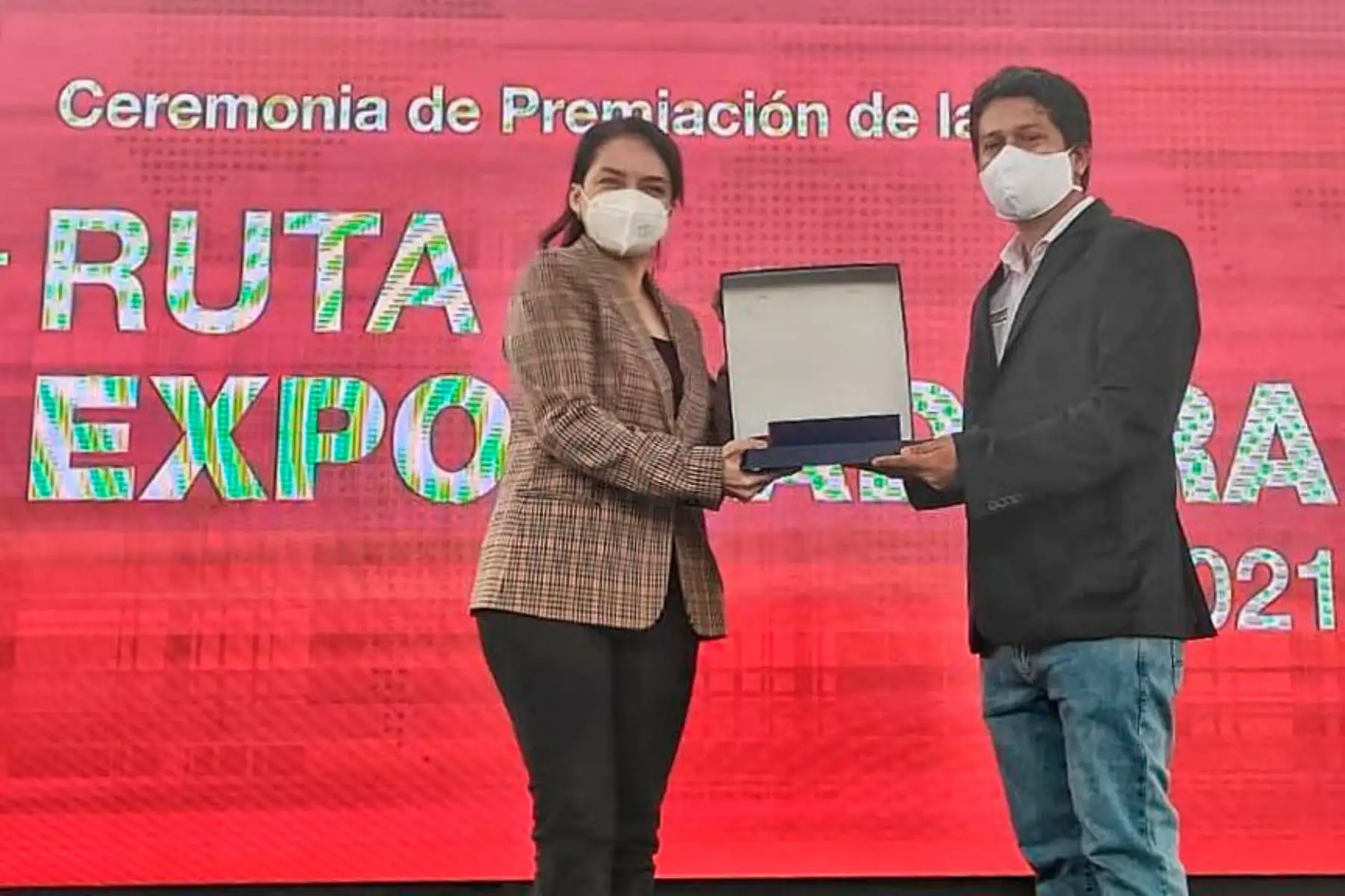 El evento tuvo 19 categorías en las que se premiaron 19 categorías como transformación digital, mujer exportadora, empresa ecoeficiente. Foto: ANDINA/Devida