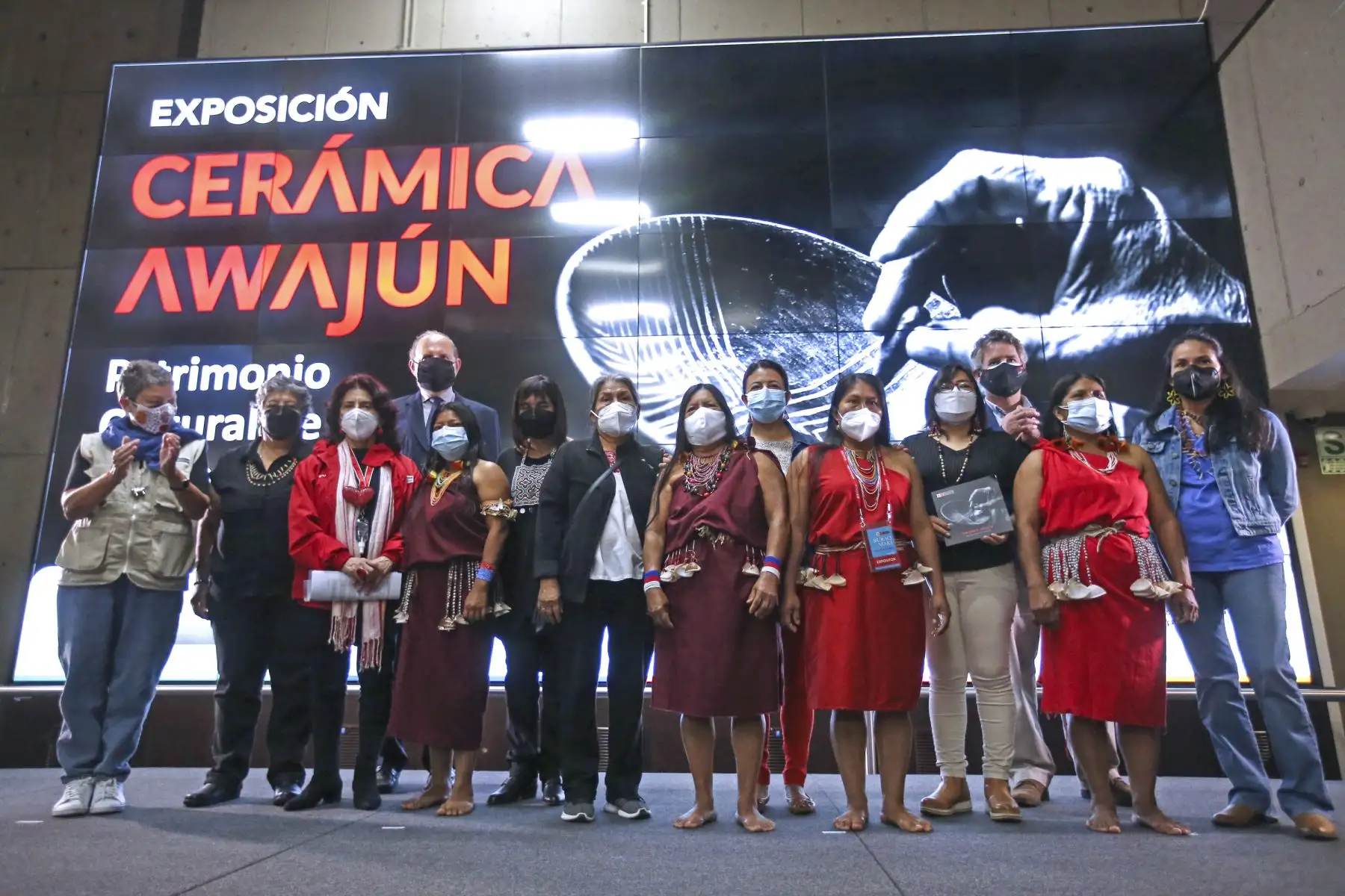 La ministra de Cultura, Gisela Ortiz, inauguró la exposición “Cerámica Awajún: Patrimonio Cultural de la Humanidad” en la Sala Paracas del Ministerio de Cultura y estará abierta al público hasta el próximo 15 de enero. Foto: ANDINA/Vidal Tarqui