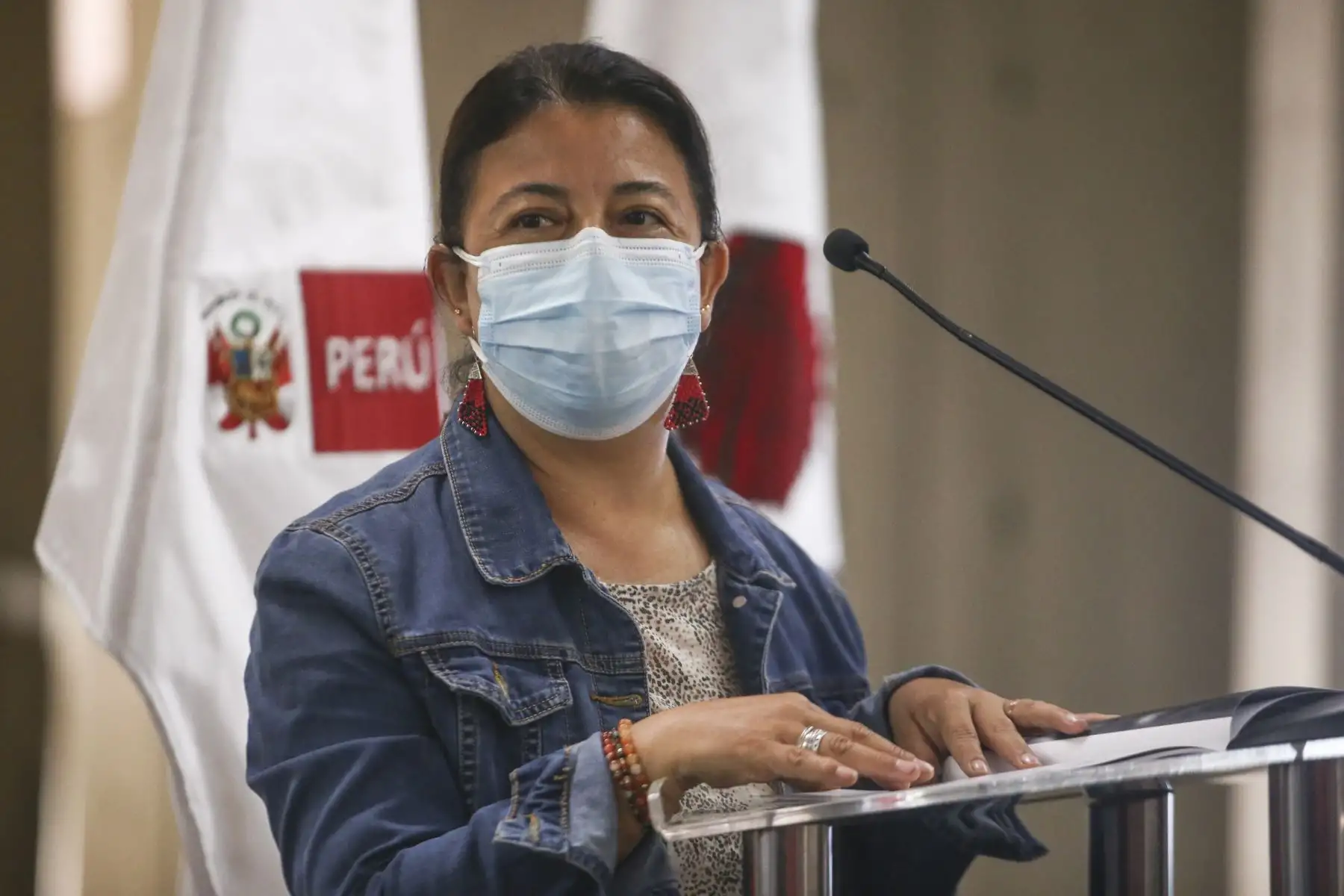 La ministra de Cultura, Gisela Ortiz, inauguró la exposición “Cerámica Awajún: Patrimonio Cultural de la Humanidad” en la Sala Paracas del Ministerio de Cultura y estará abierta al público hasta el próximo 15 de enero. Foto: ANDINA/Vidal Tarqui