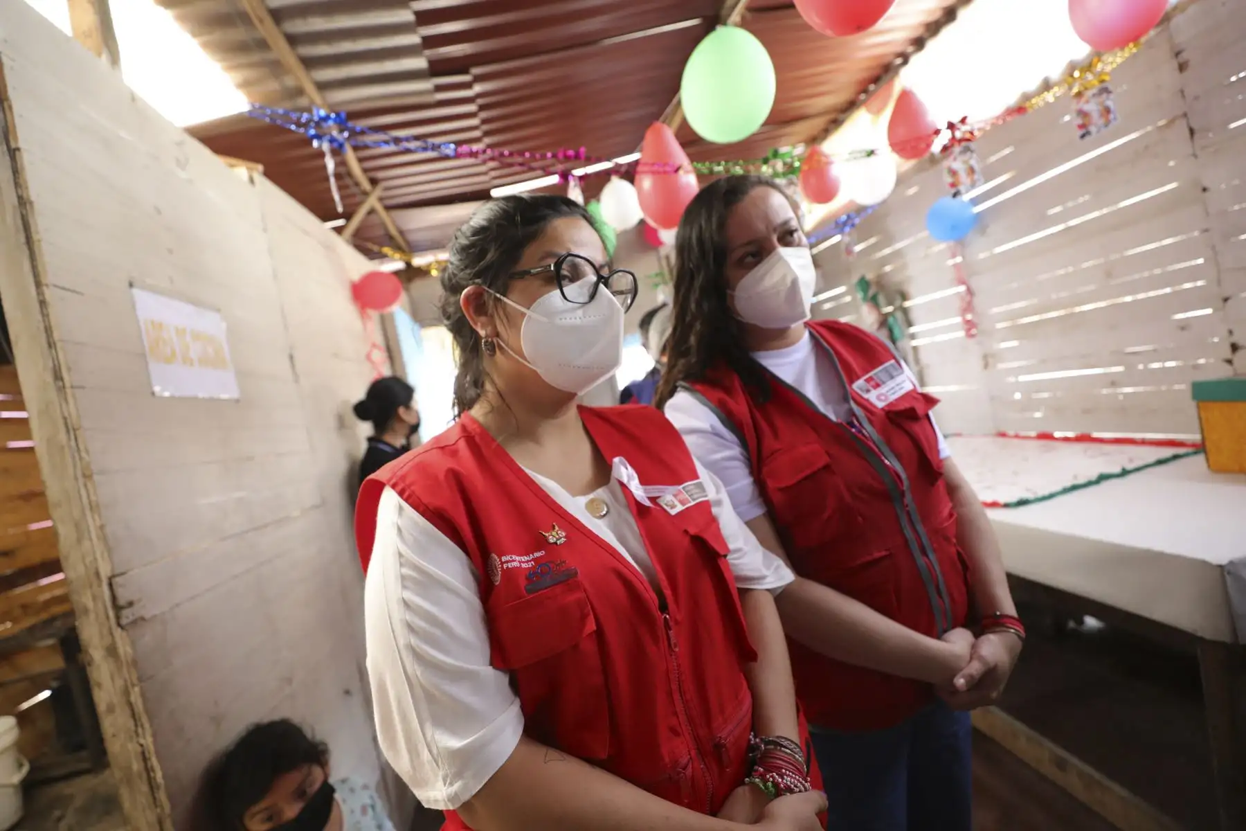 La ministra de la Mujer y Poblaciones Vulnerables, Anahí Durand, visitó esta mañana las instalaciones del proyecto social y cultural “Quijote para la Vida”, en el distrito de Puente Piedra. También dialogó con representantes de la olla común Yanapakuy Quijote e inauguración de biblioteca Cartonera "CartonWasi". Foto: ANDINA/MIMP