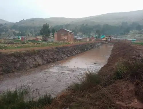 Culminaron los trabajos de descolmatación y limpieza del río Jipata en la provincia de Moho, región Puno, informó el Ministerio de Vivienda. Foto: ANDINA/Difusión.